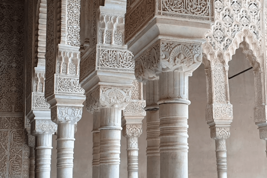 Court of the Lions, Alhambra, Granada, Spain (1391), Commissioned by Muhammed V of the Emirate of Granada in Al-Andalus. Photo by ©Blanca Espigares Rooney, GA Granada, Guiding Architects