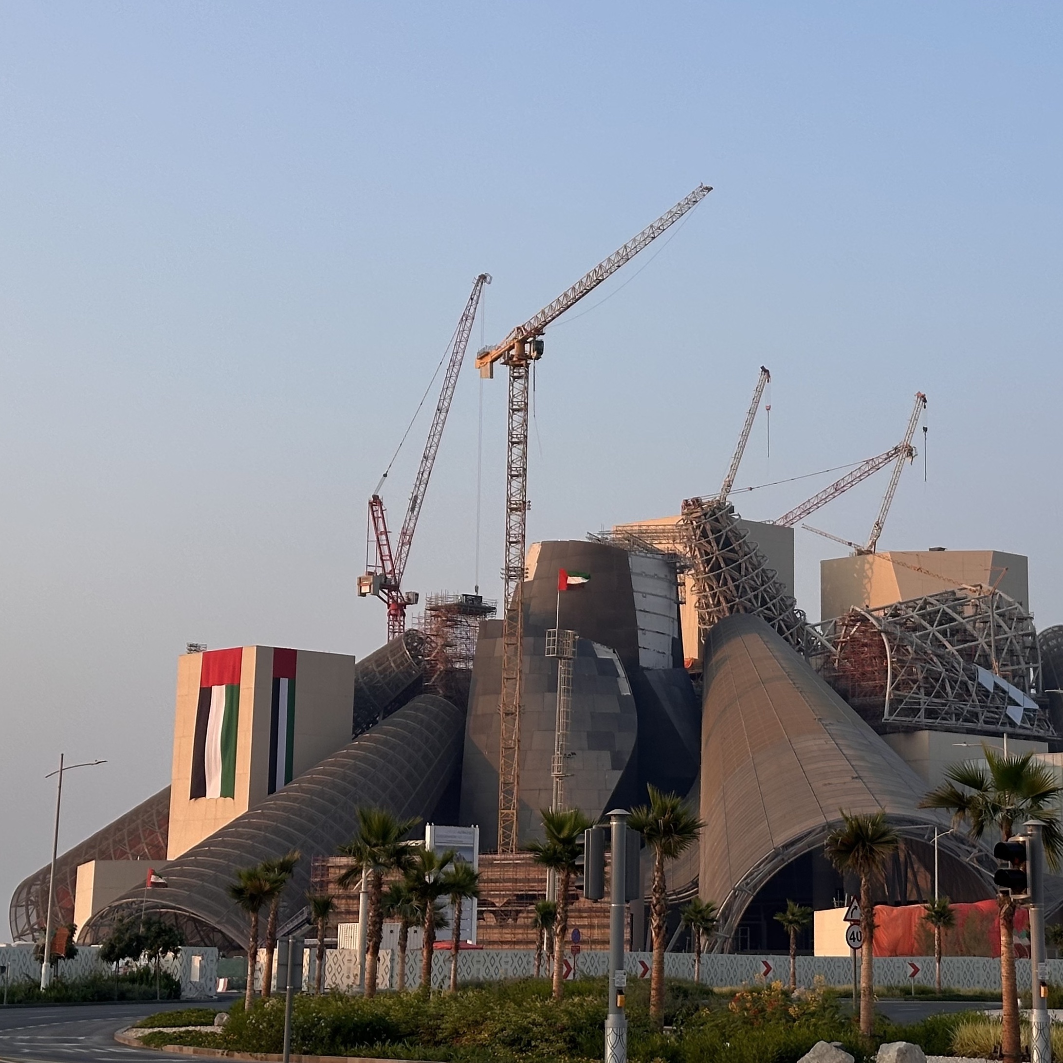 Guiding Architects, destination: Abu Dhabi (Fig. 8)