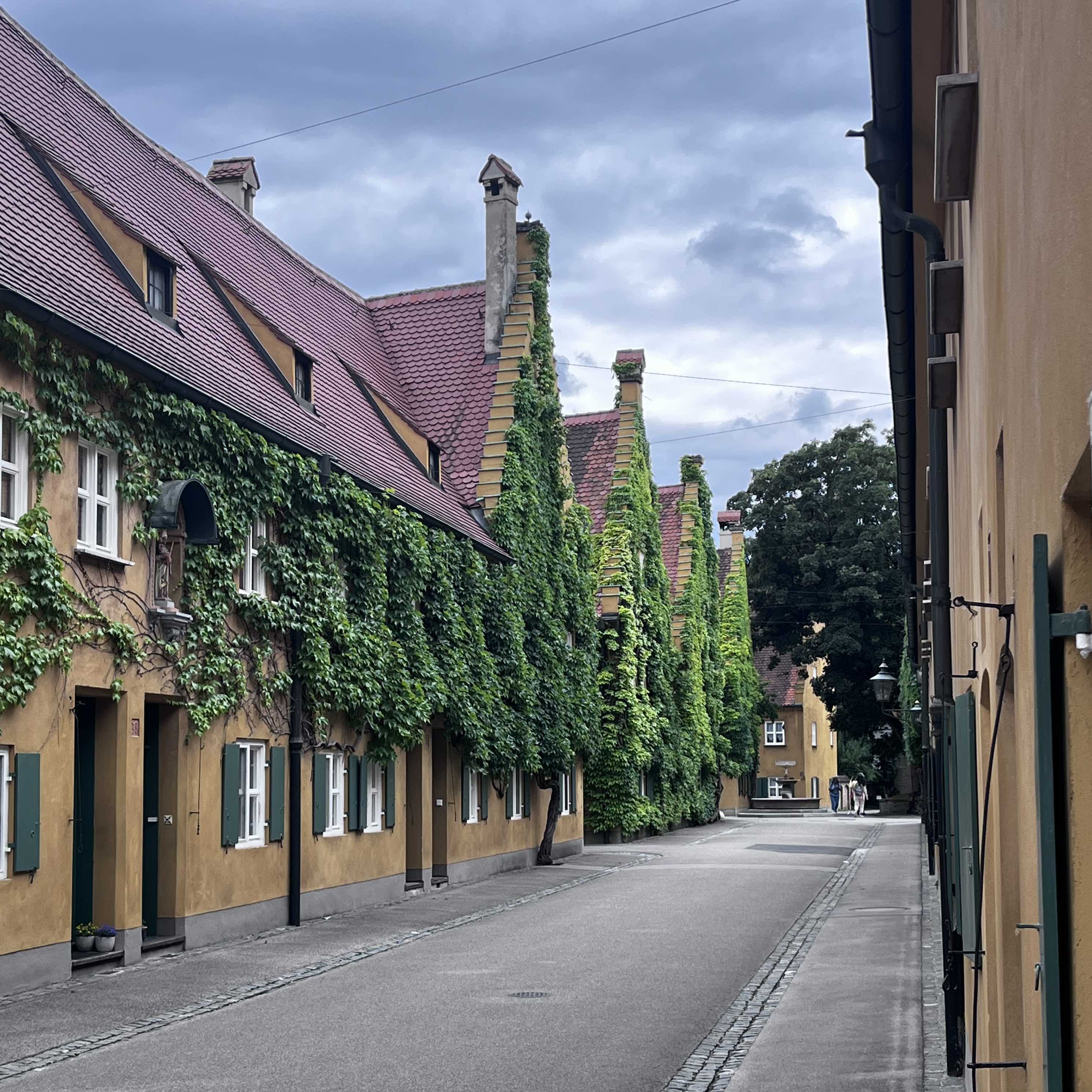 Guiding Architects, destination: Augsburg (Fig. 4)