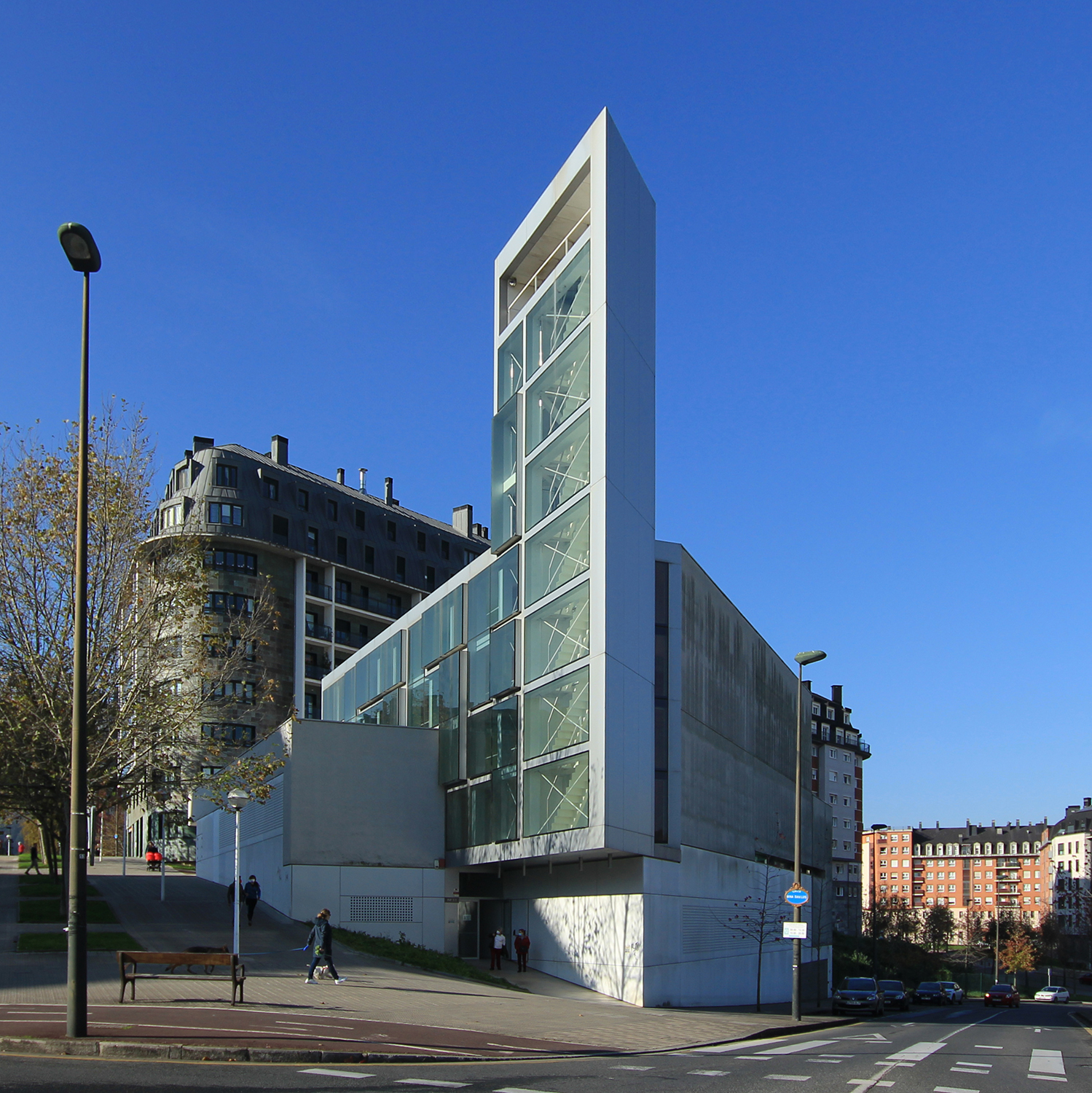 Guiding Architects, destination: Bilbao (Fig. 9)