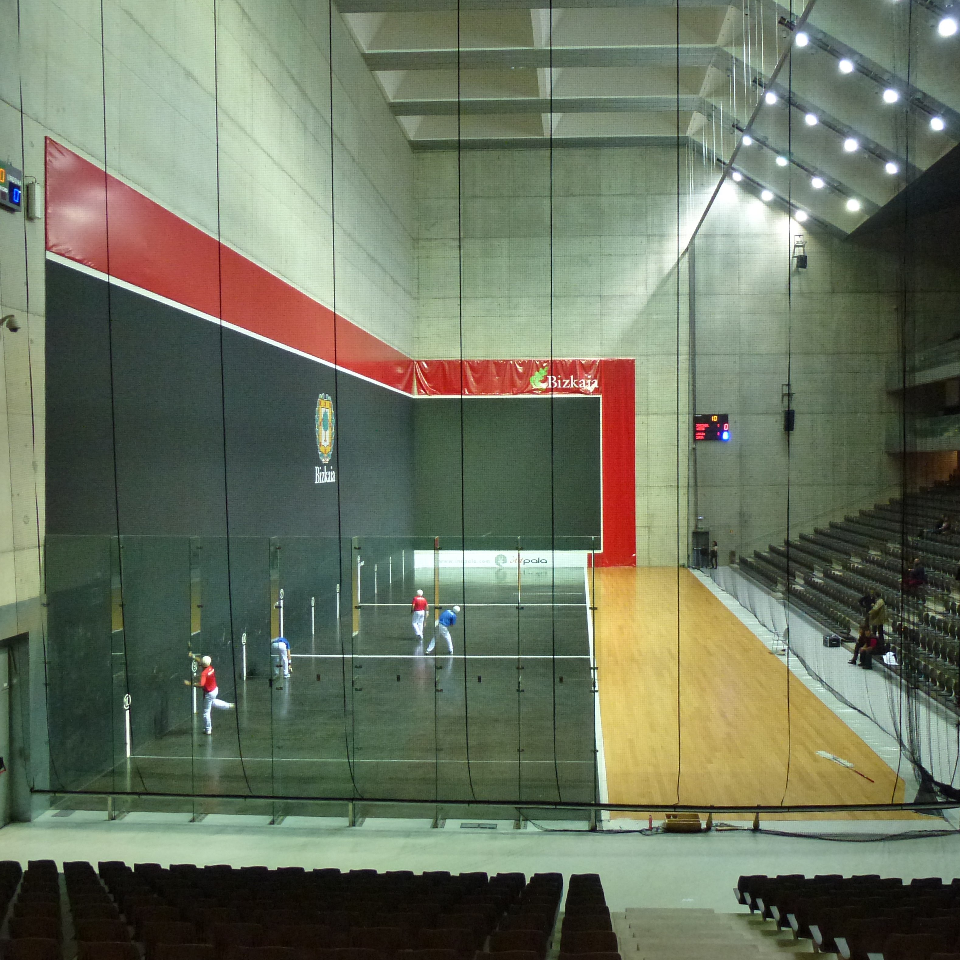 Guiding Architects, destination: Bilbao (Fig. 6)