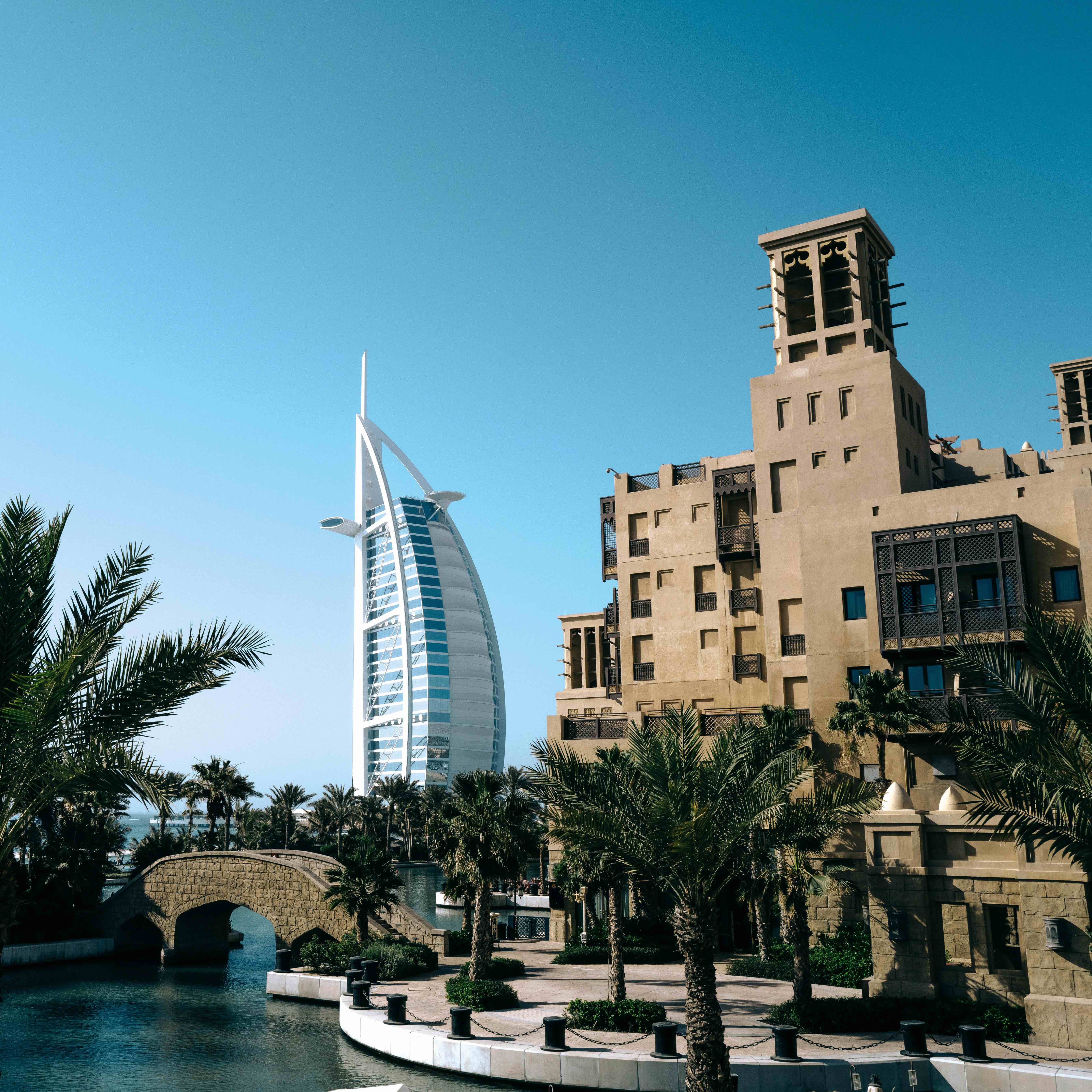 Guiding Architects, destination: Dubaí (Fig. 4)