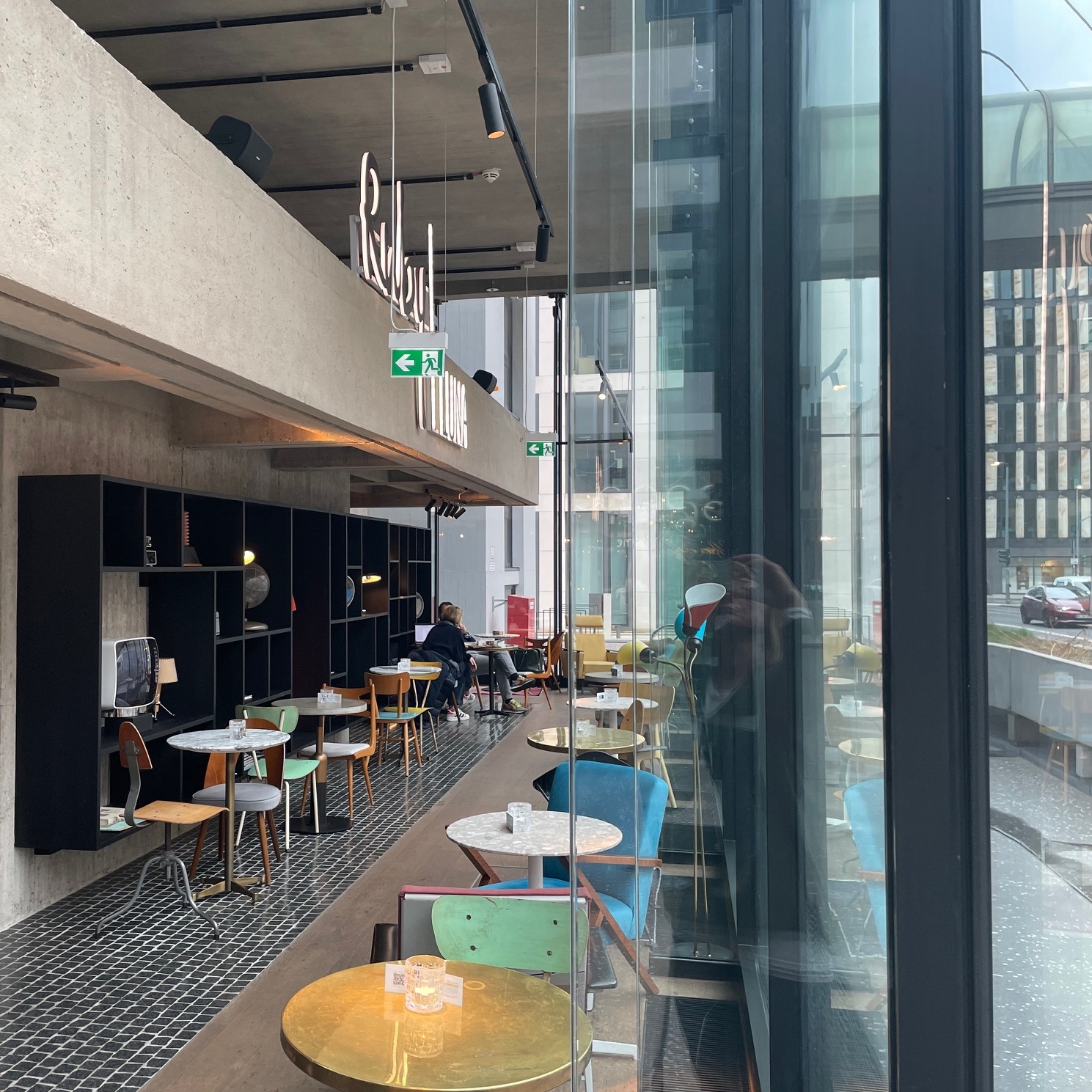 Guiding Architects, destination: Düsseldorf (Fig. 4)