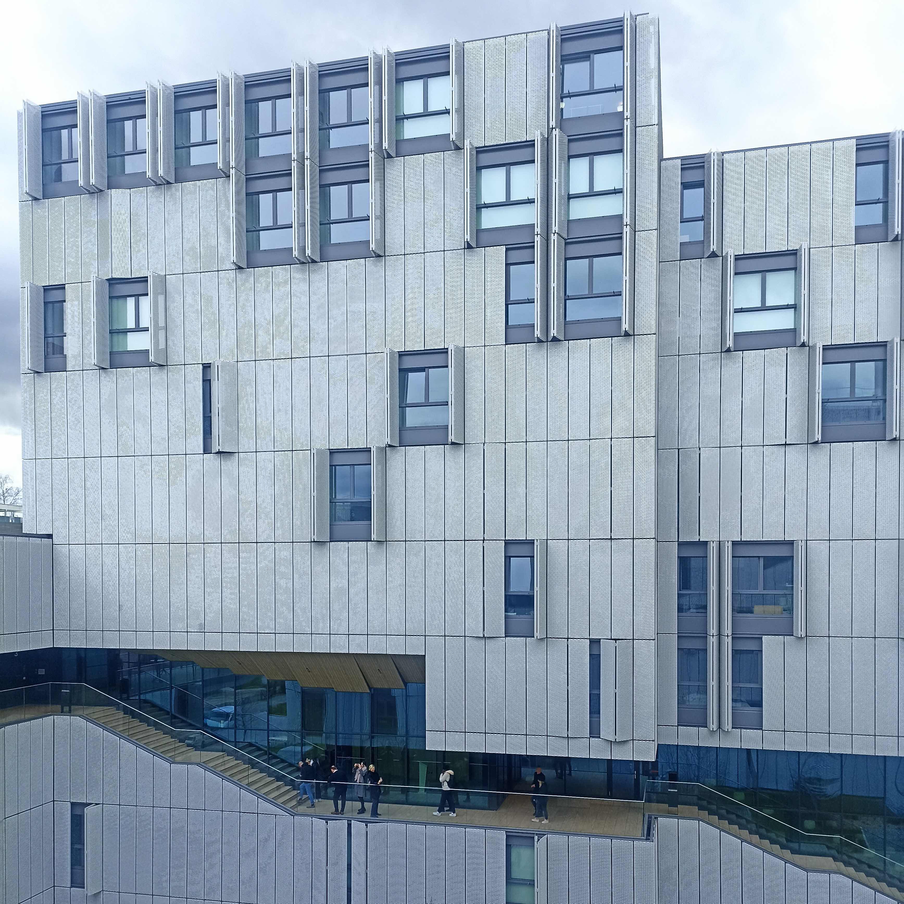 Guiding Architects, destination: Geneva (Fig. 2)