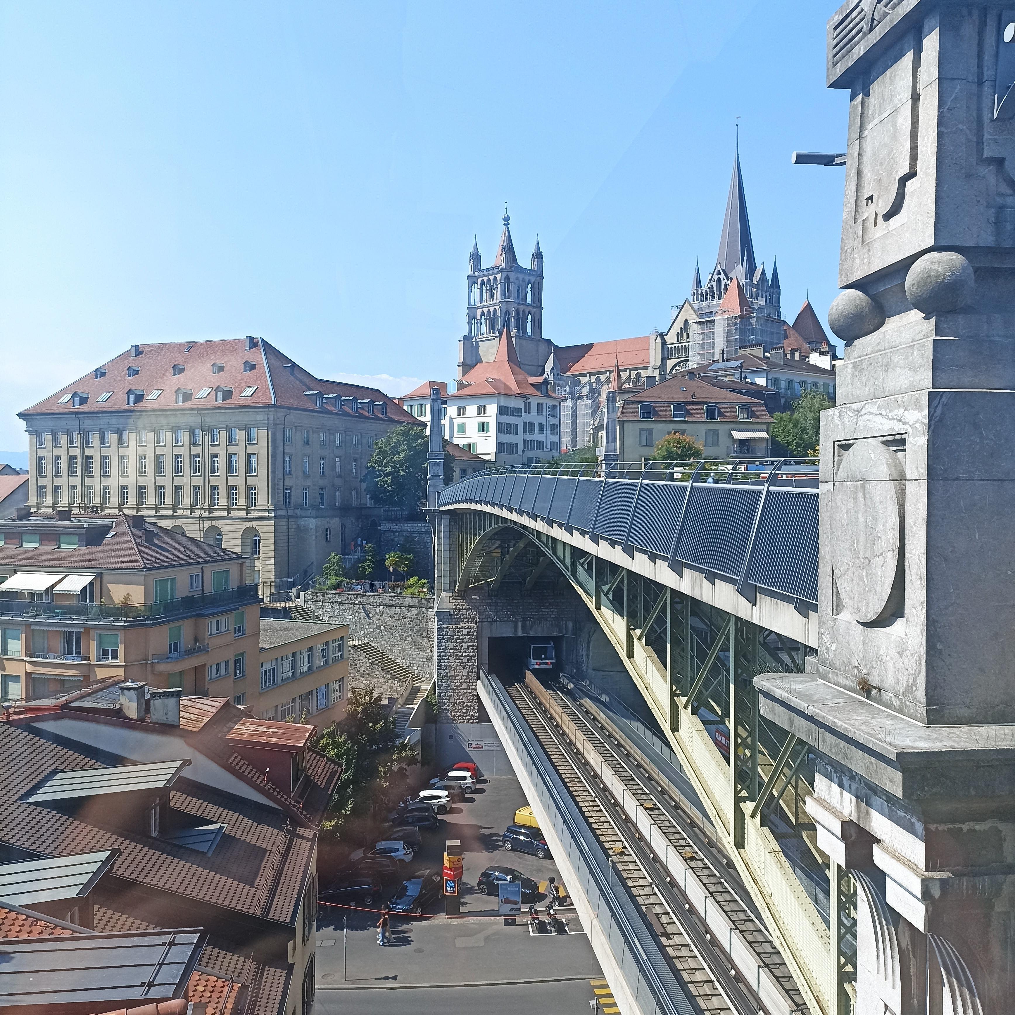 Guiding Architects, destination: Lausanne (Fig. 2)