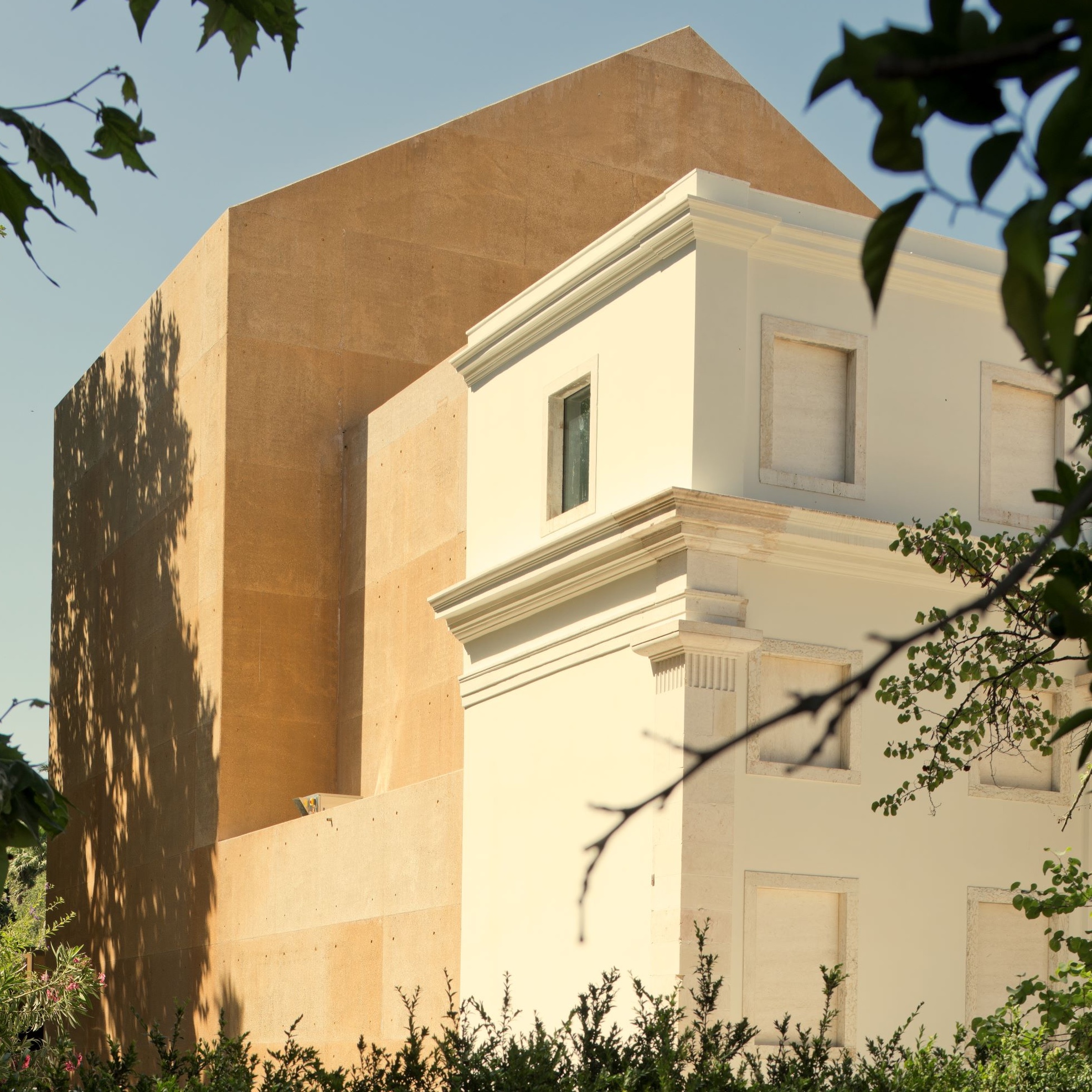 Guiding Architects, destination: Lisbon (Fig. 1)