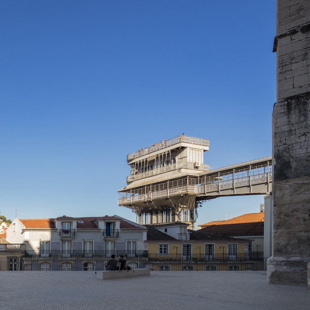 Guiding Architects, destination: Lisbon (Fig. 7)