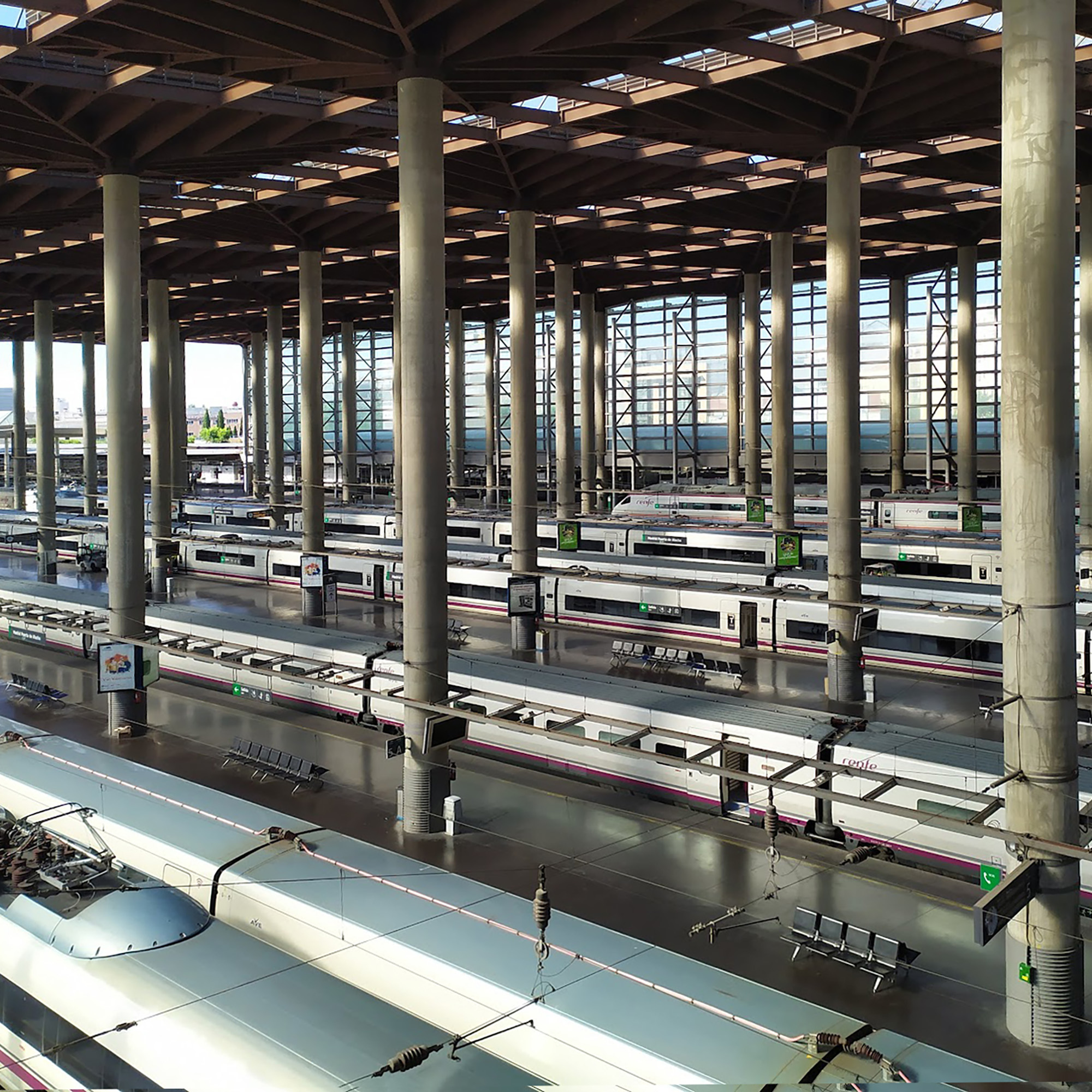 Guiding Architects, destination: Madrid (Fig. 1)