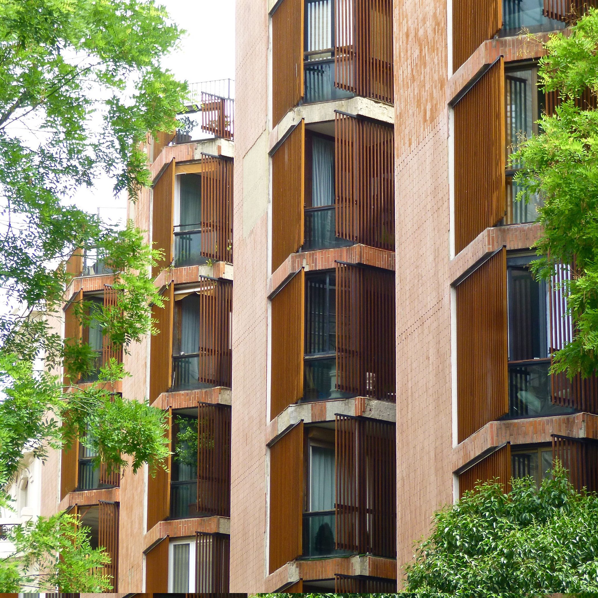Guiding Architects, destination: Madrid (Fig. 2)