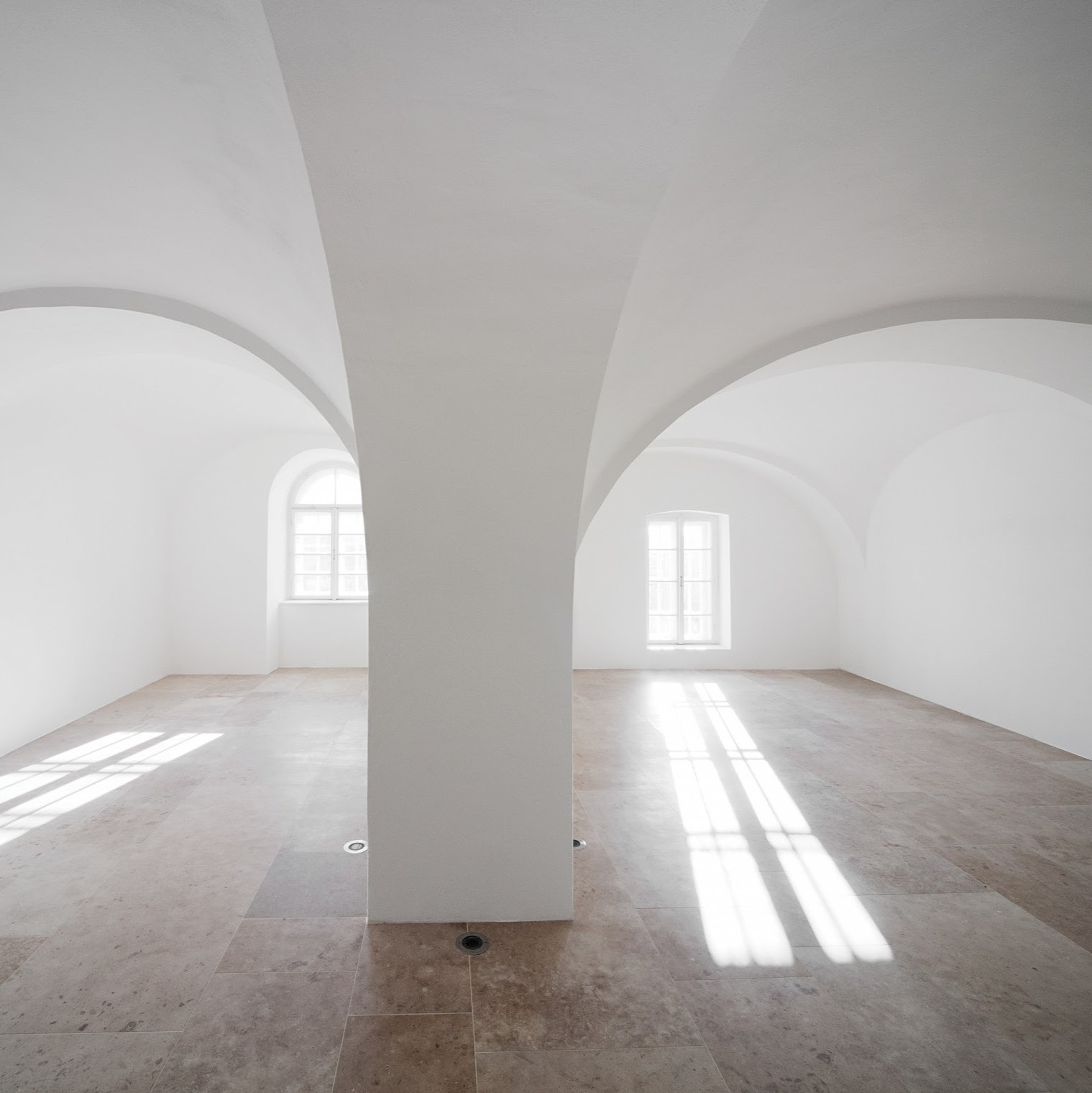Guiding Architects, destination: Pannonhalma (Fig. 2)