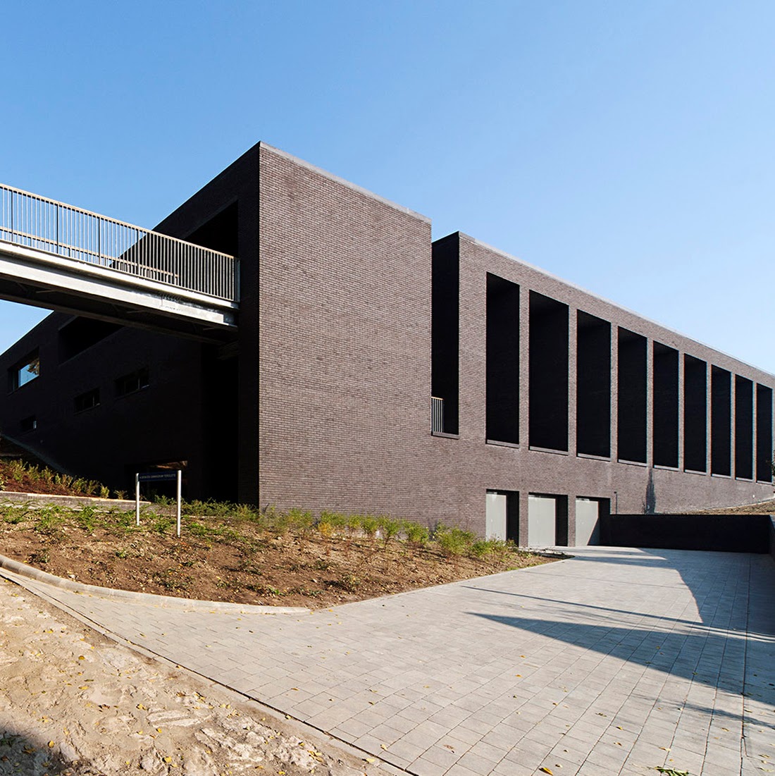 Guiding Architects, destination: Pannonhalma (Fig. 9)