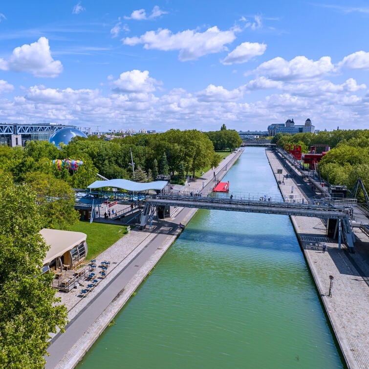 Guiding Architects, destination: Paris (Fig. 6)