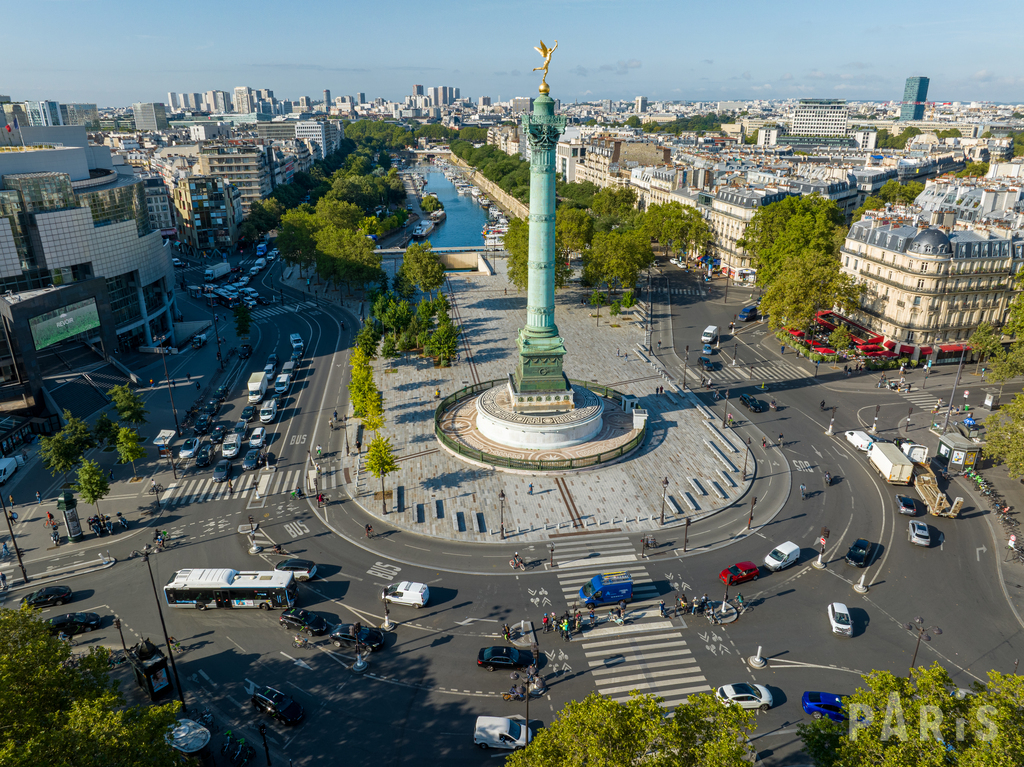 Guiding Architects, destination: Paris (Fig. 8)