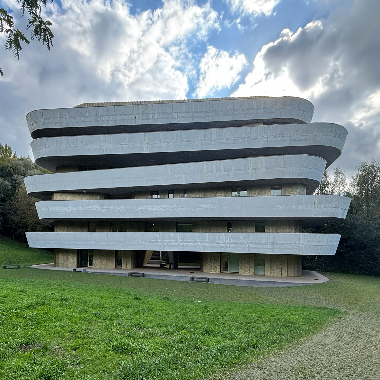 Guiding Architects, destination: San Sebastian (Fig. 2)