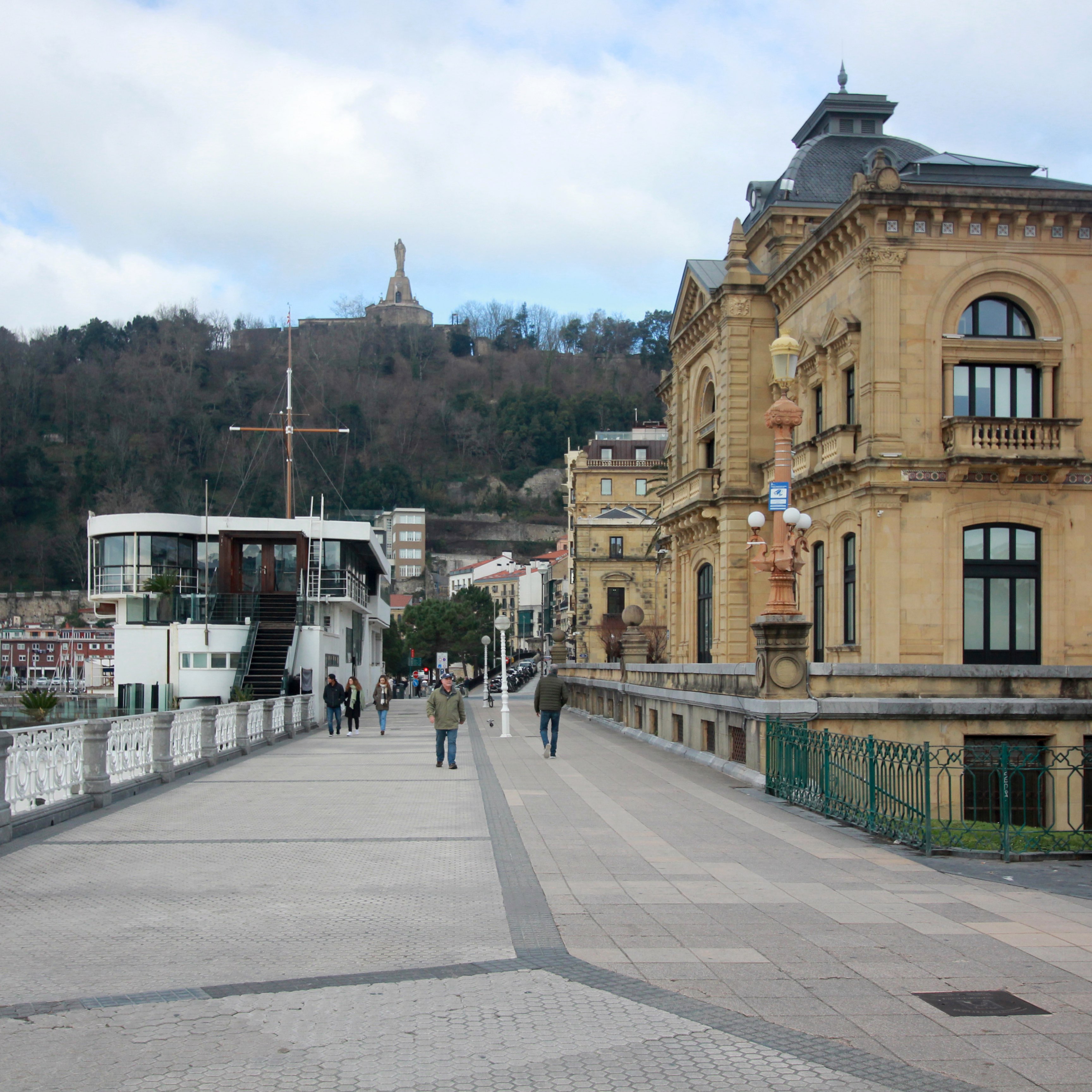 Guiding Architects, destination: San Sebastian (Fig. 7)