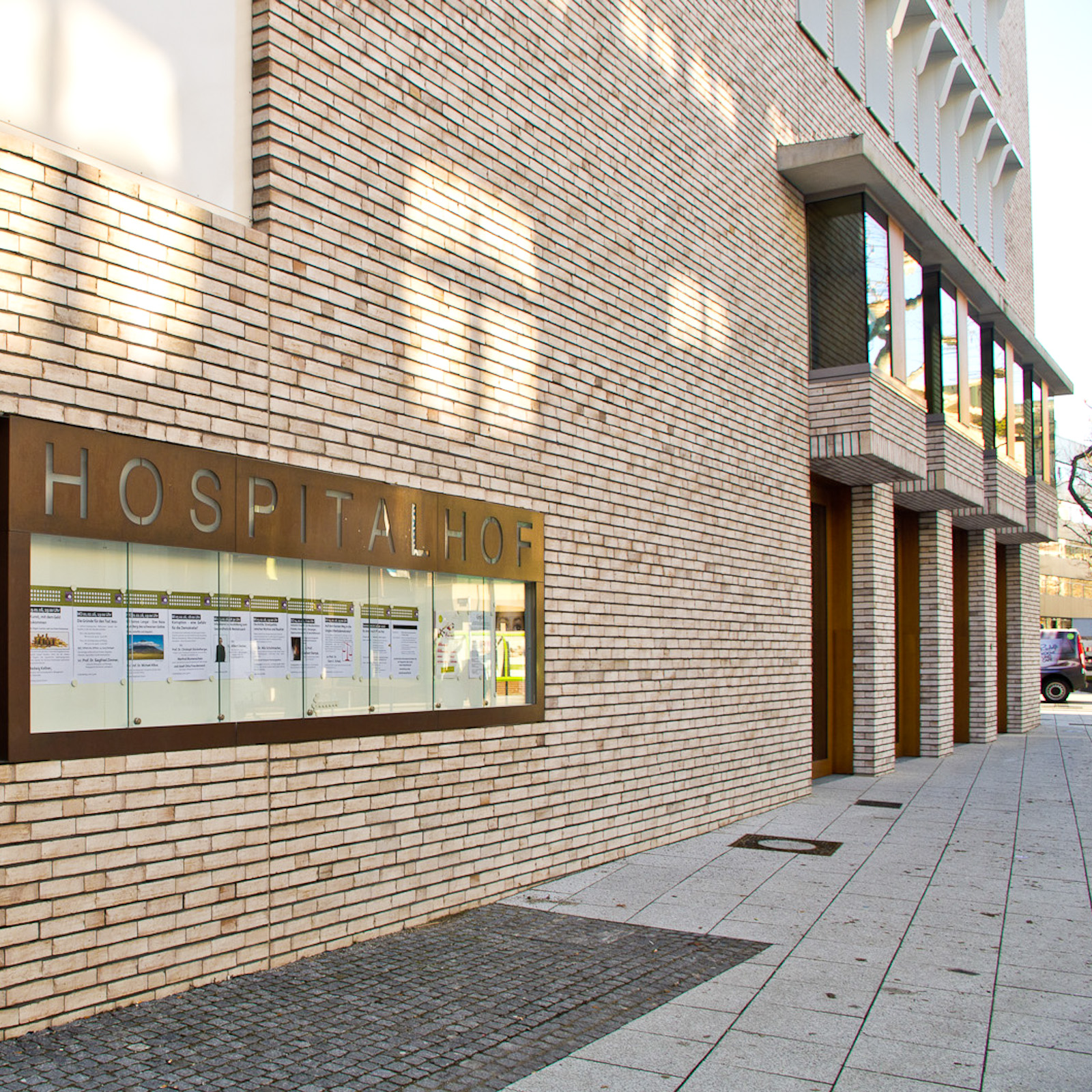 Guiding Architects, destination: Stuttgart (Fig. 1)