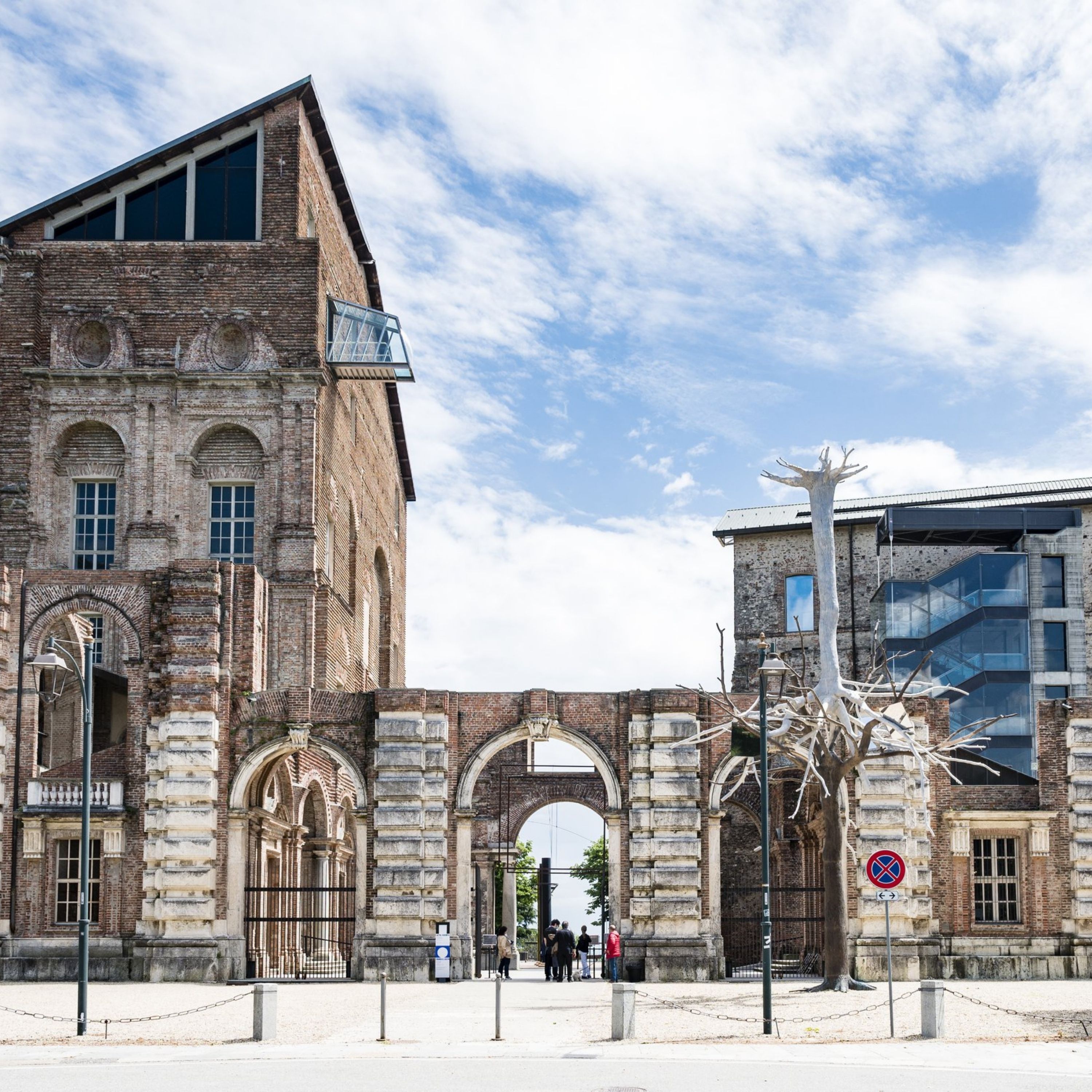 Guiding Architects, destination: Turin (Fig. 5)