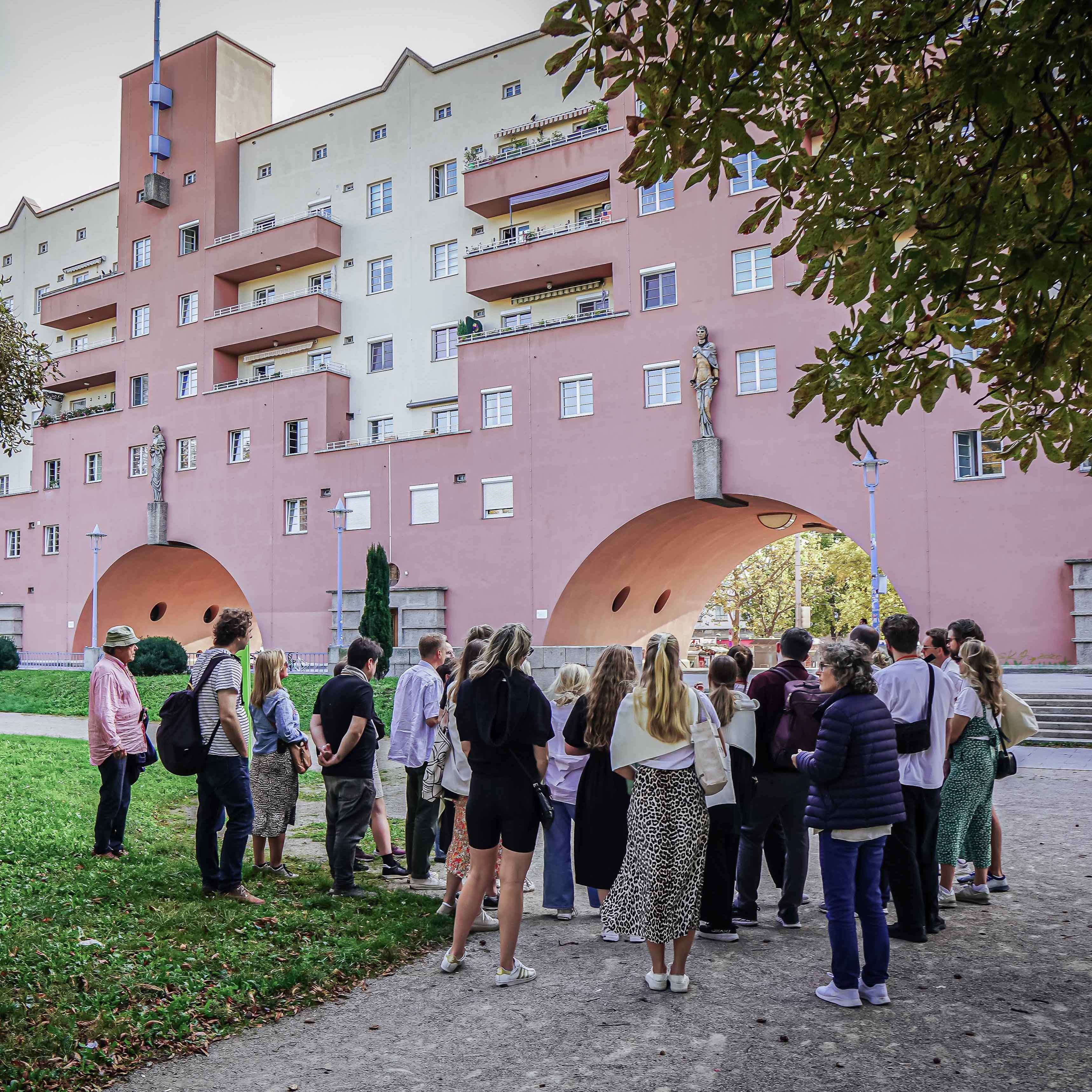Guiding Architects, destination: Vienna (Fig. 8)