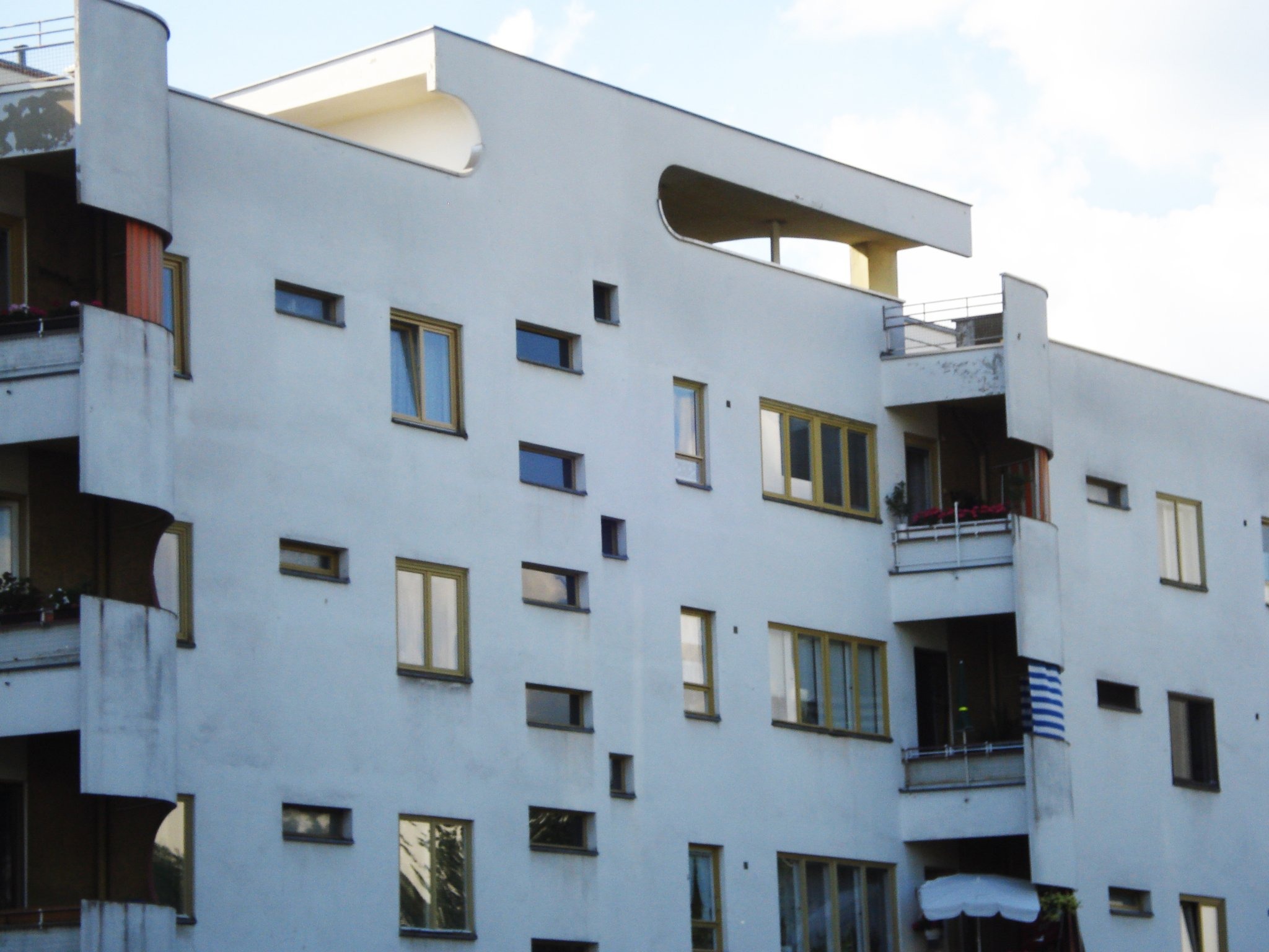 Guiding Architects, article: October is Bauhaus and more — three packs of modernism! (Fig. 3)
