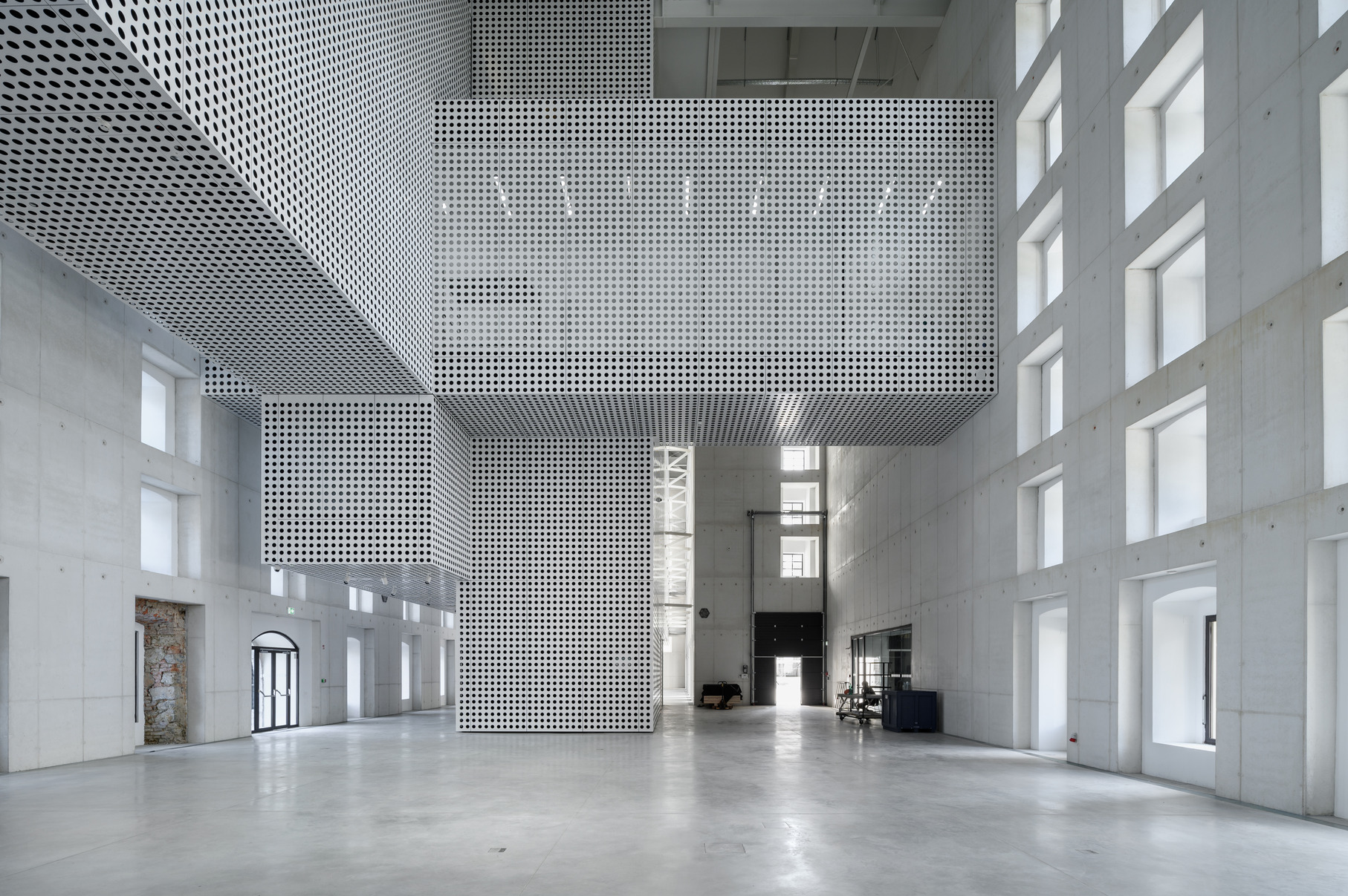 Guiding Architects, article: Ein stadtbekanntes Industriedenkmal als neuer Ort der Kunst (Fig. 2)