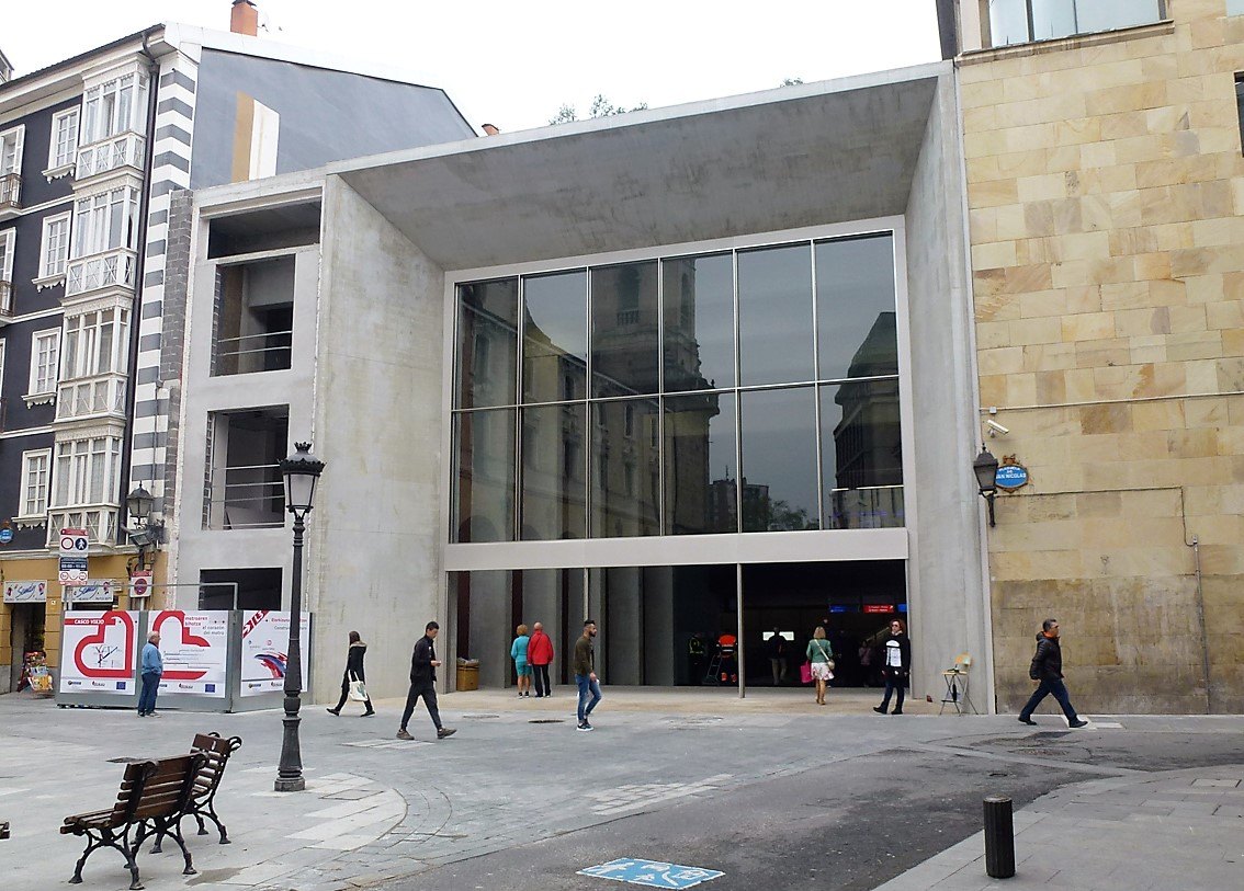 Guiding Architects, article: Más «Fosteritos» en la ciudad: Metro Bilbao ¡a por la tercera! (Fig. 4)