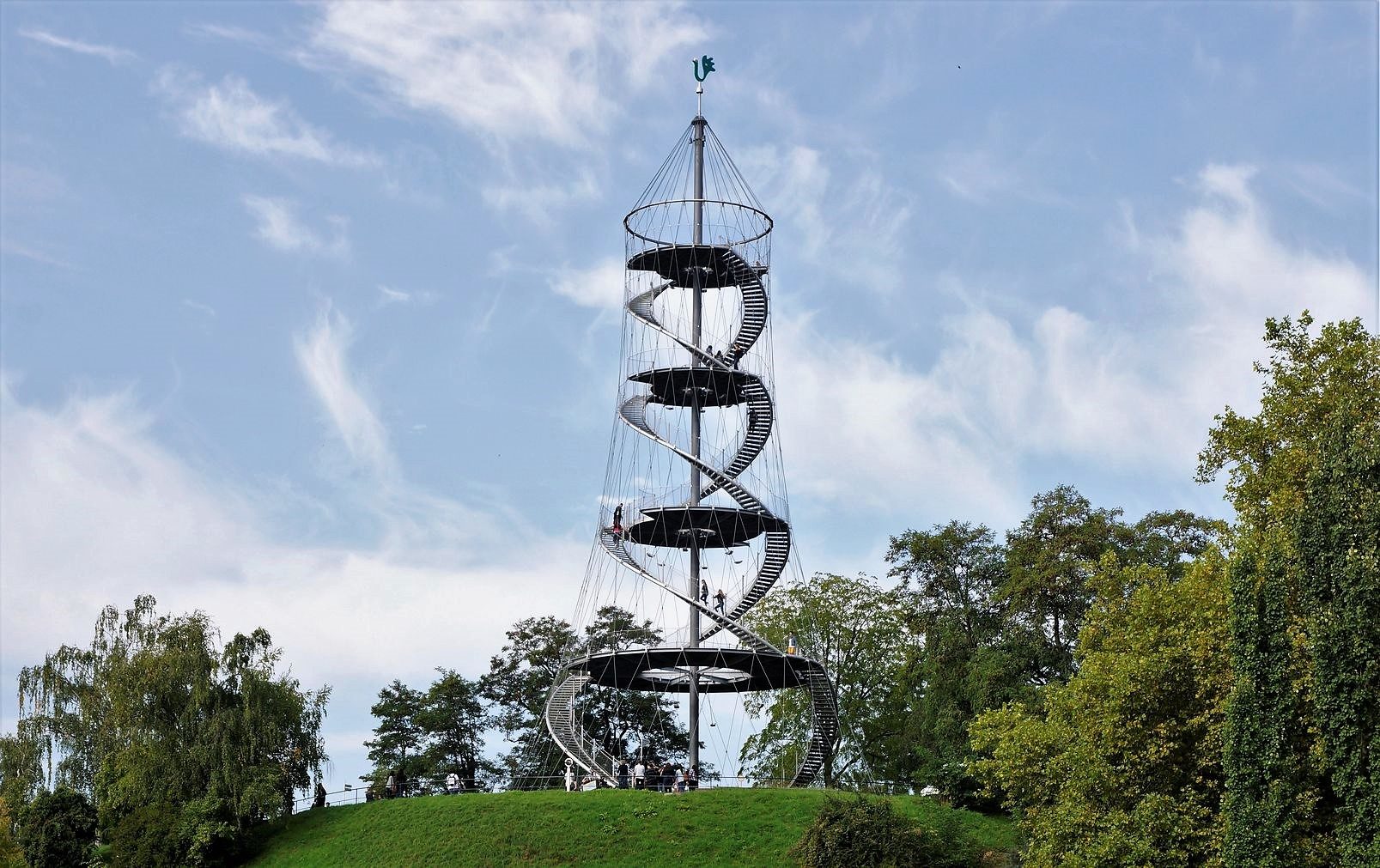 Guiding Architects, article: The engineering buildings in Stuttgart (Fig. 4)