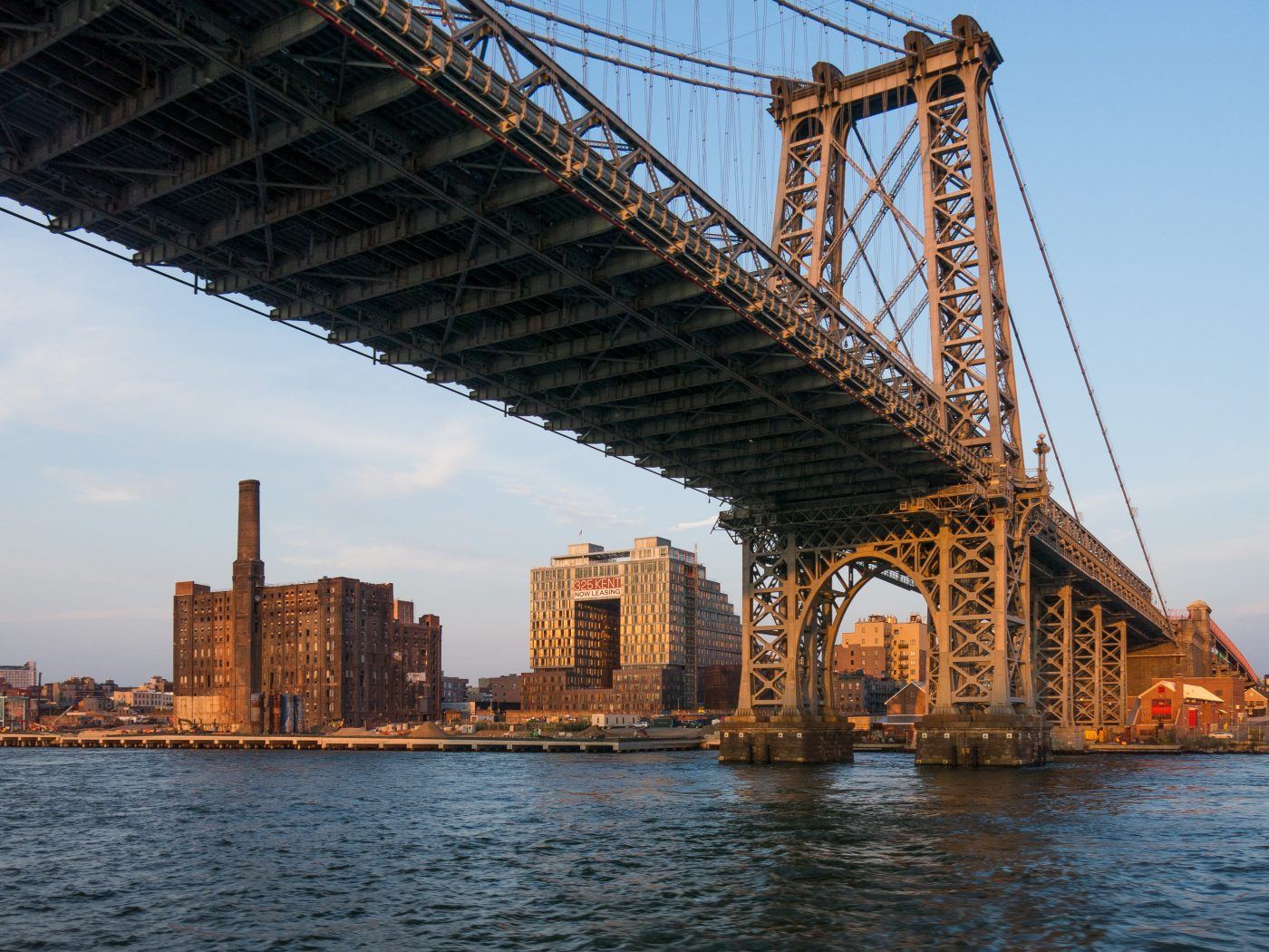 Guiding Architects, article: On the Other Side: New Architecture on the Shores of Brooklyn and Queens (Fig. 5)
