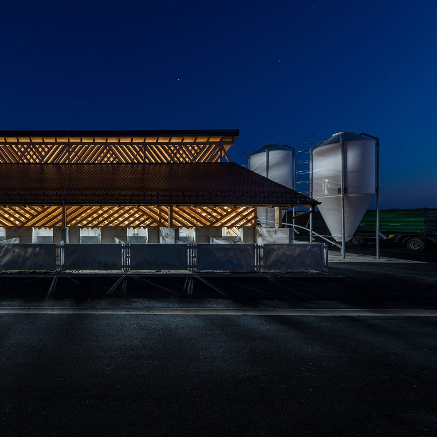 Guiding Architects, article-oaa: Out & About: Black Slavonian Eco Pig Farm (Fig. 2)