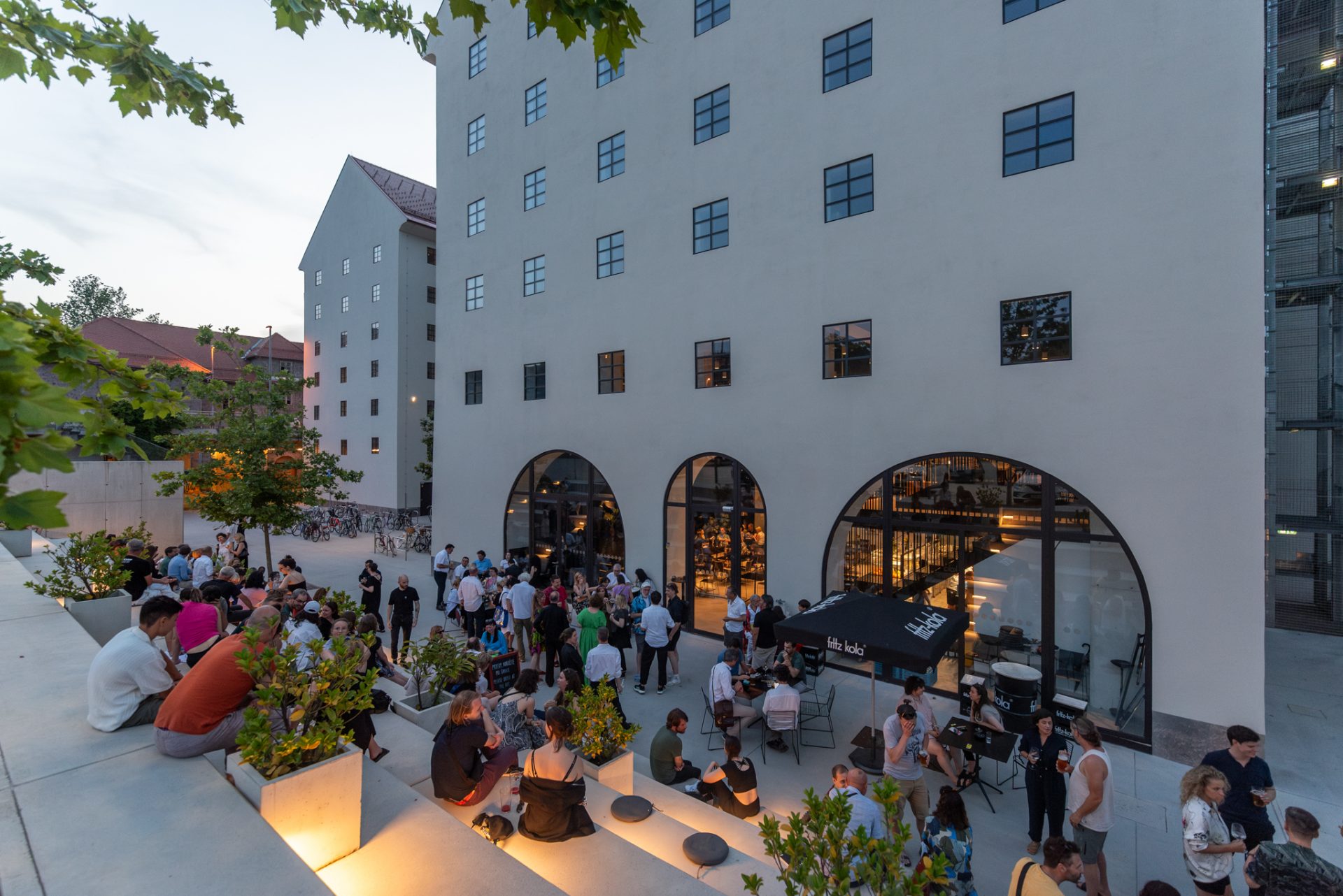 Guiding Architects, article: Ein stadtbekanntes Industriedenkmal als neuer Ort der Kunst (Fig. 4)