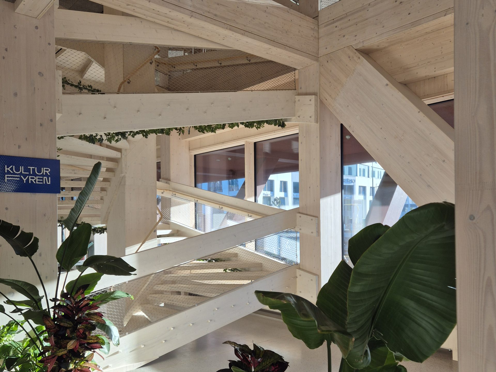 Guiding Architects, article: Sweden’s tallest office building made of wood is built in Hyllie, Malmo (Fig. 5)