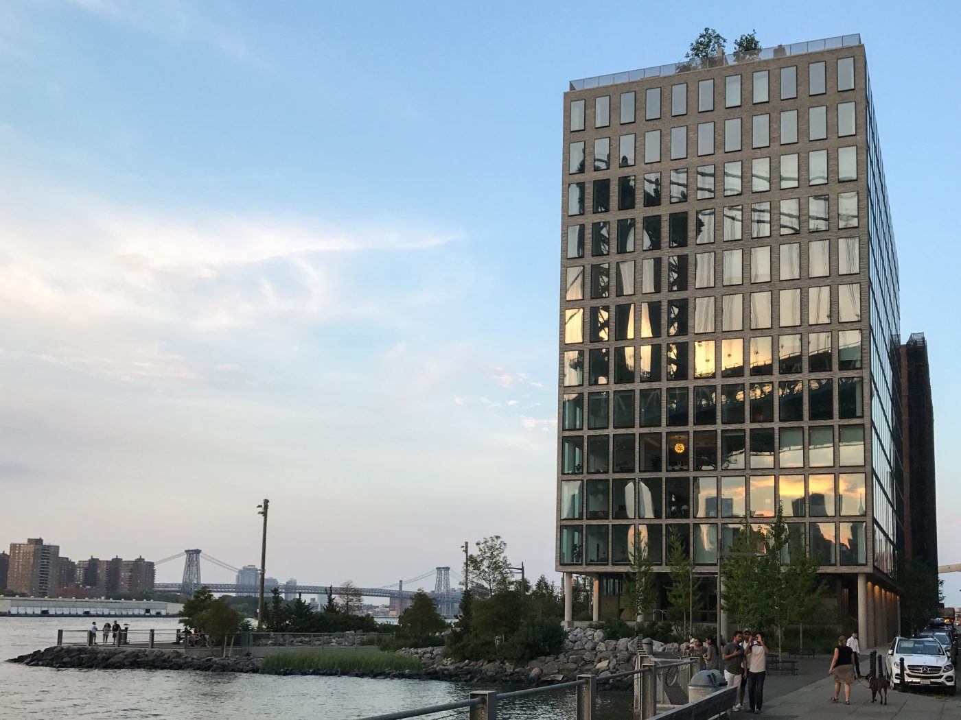 Guiding Architects, article: On the Other Side: New Architecture on the Shores of Brooklyn and Queens (Fig. 3)
