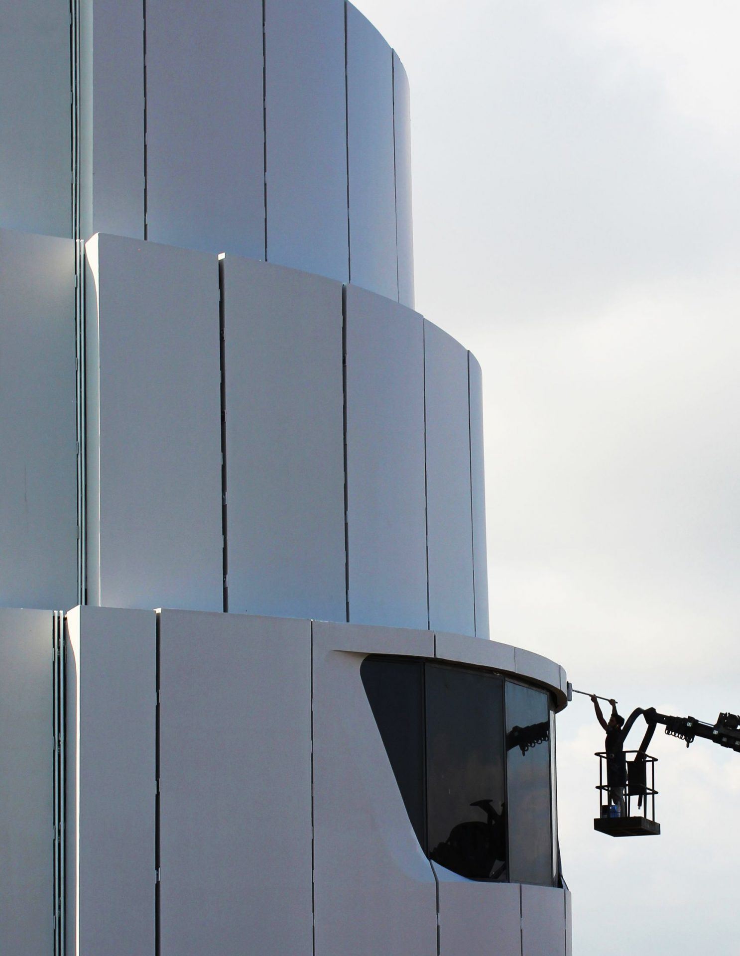 Guiding Architects, article: The new TV and Radio Tower gives a female touch to Istanbul’s skyline (Fig. 4)
