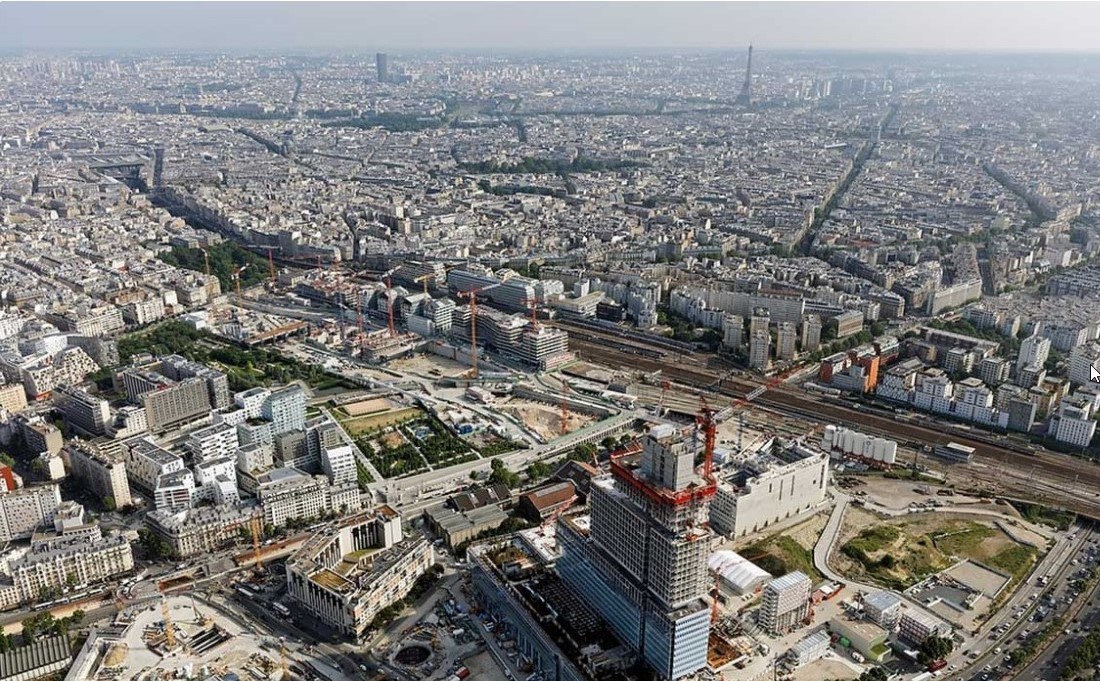 News: The City of Paris is finally embracing its suburbs and leaving behind Haussmann (Thumbnail)