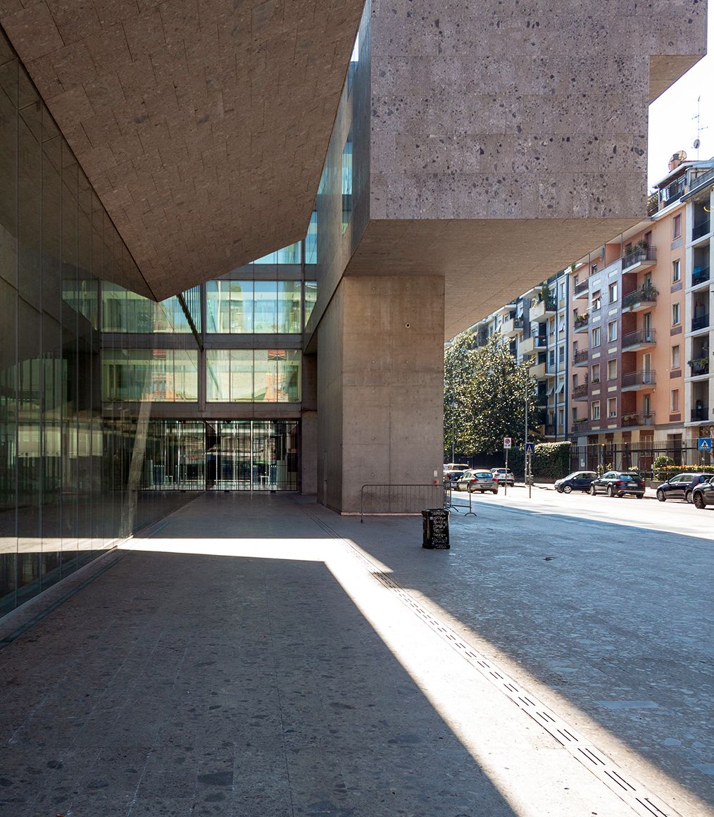 Guiding Architects, article: Milan is awarded a new Pritzker Prize. Grafton Architects and the Bocconi University (Fig. 3)