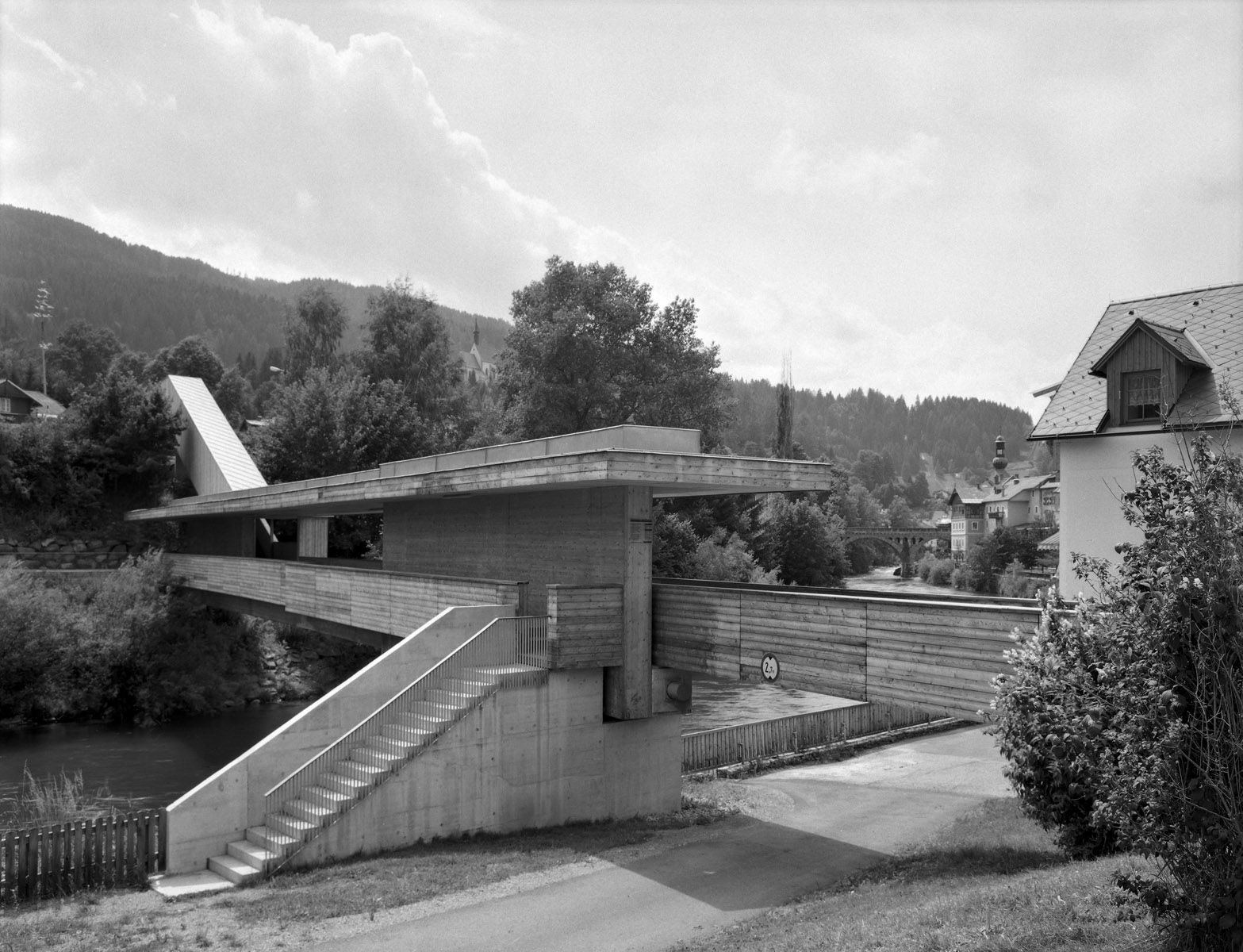 Guiding Architects, article: Holz findet Graz: Innovative steirische Holztechnologie erobert den urbanen Raum (Fig. 4)