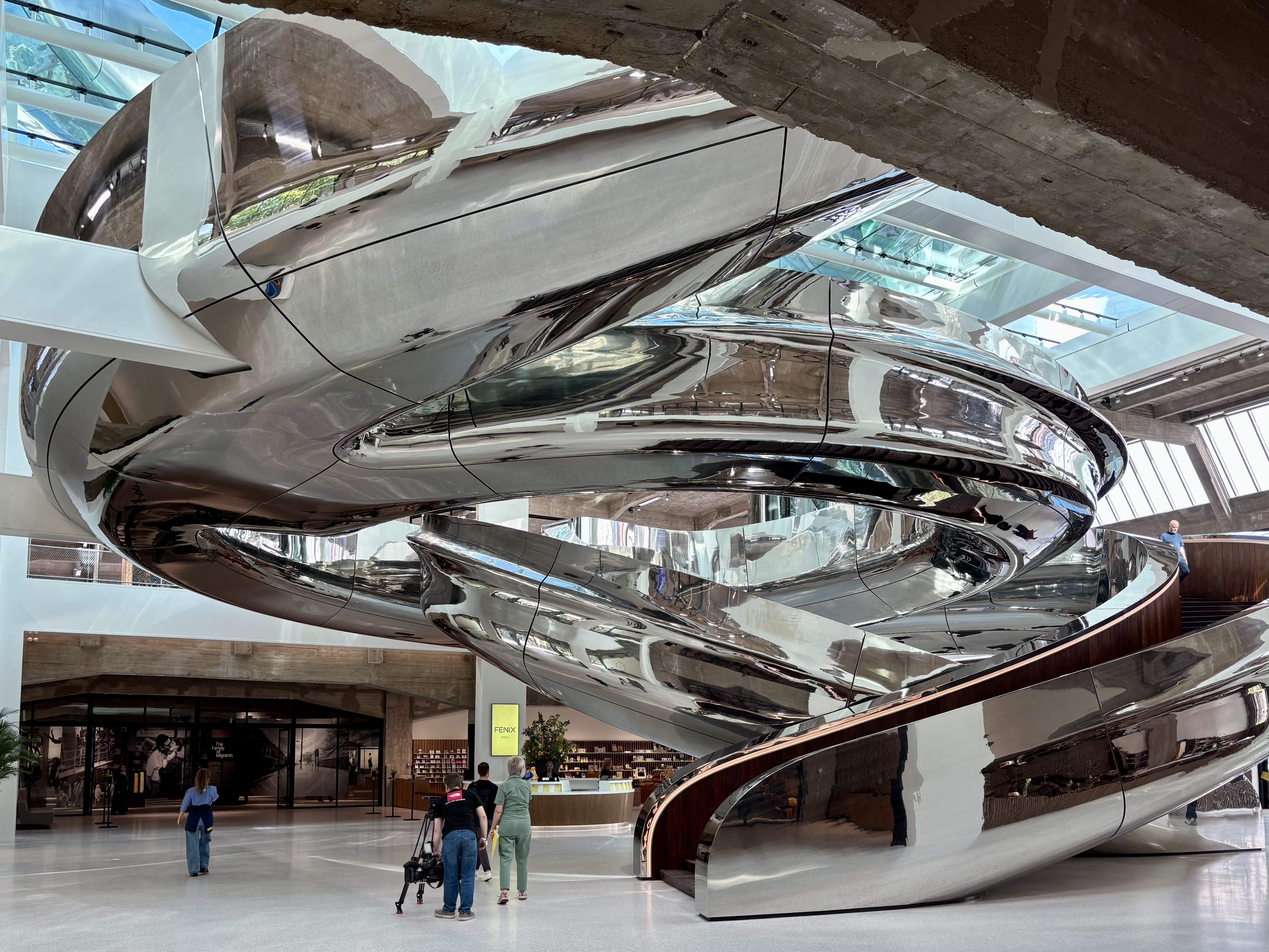 Guiding Architects, article: Brillante tornade : FENIX Museé de la Migration à Rotterdam (Fig. 2)