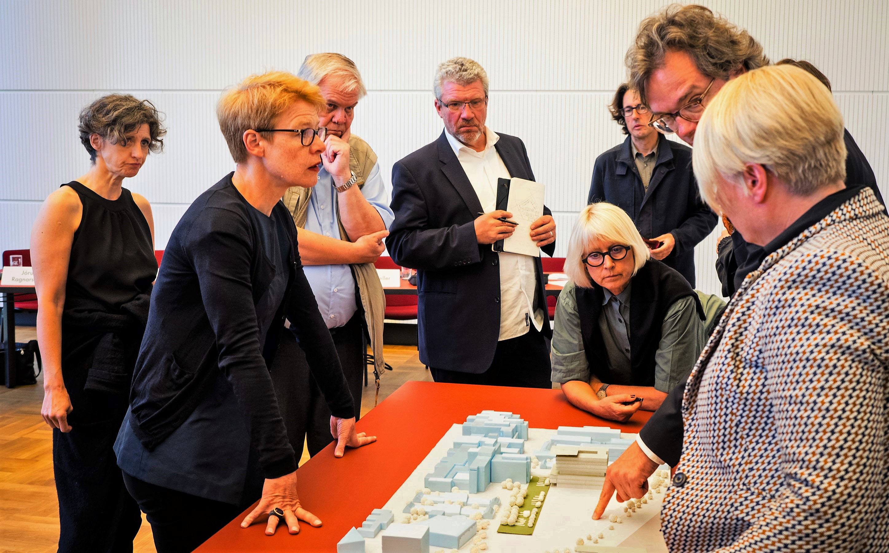 News: Baukollegium Berlin: a high-profile jury advising investors on city-building (Thumbnail)