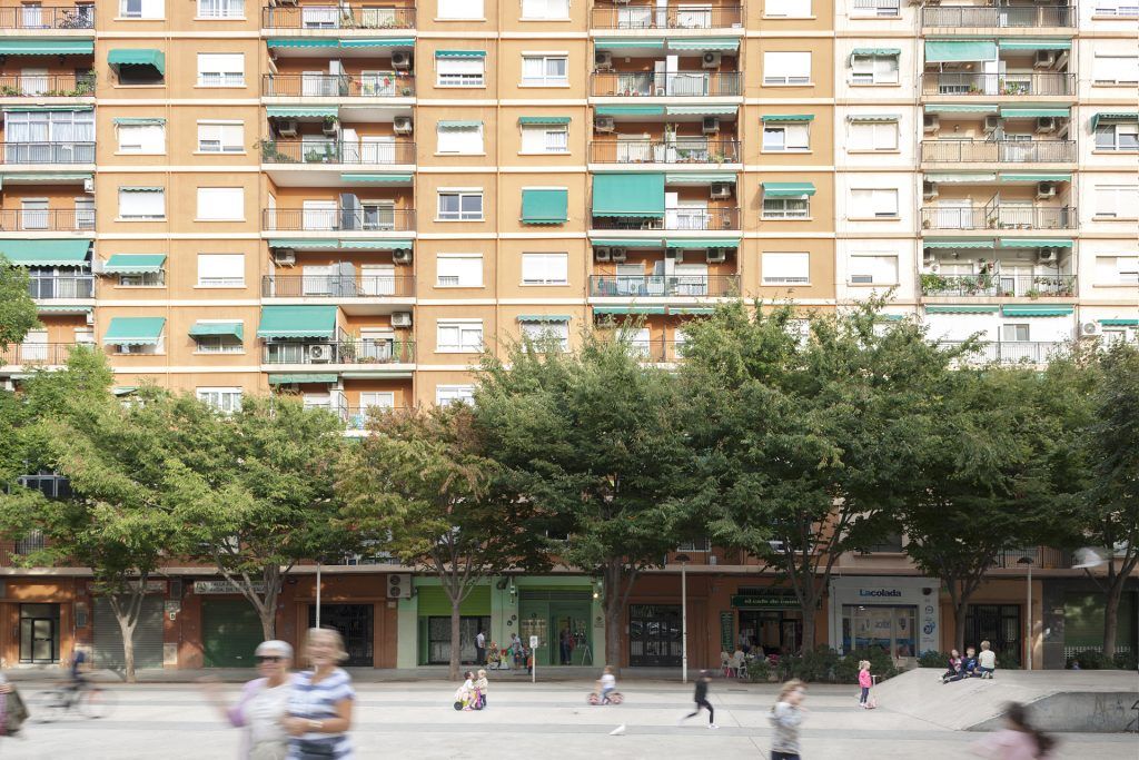 Guiding Architects, article: #StayTheFuckHome Valencians change their lifestyle (Fig. 5)