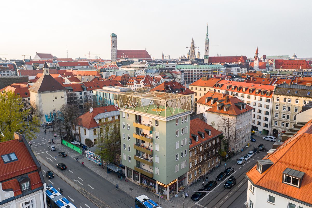 News: The “Bellevue di Monaco” — Munich’s popular meeting point for the interaction of locals and refugees (Thumbnail)