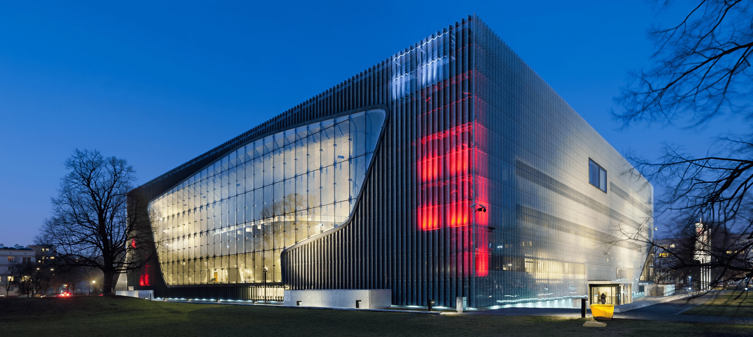 News: Warsaw, architectural tour through a multi-layered metropolis (Thumbnail)