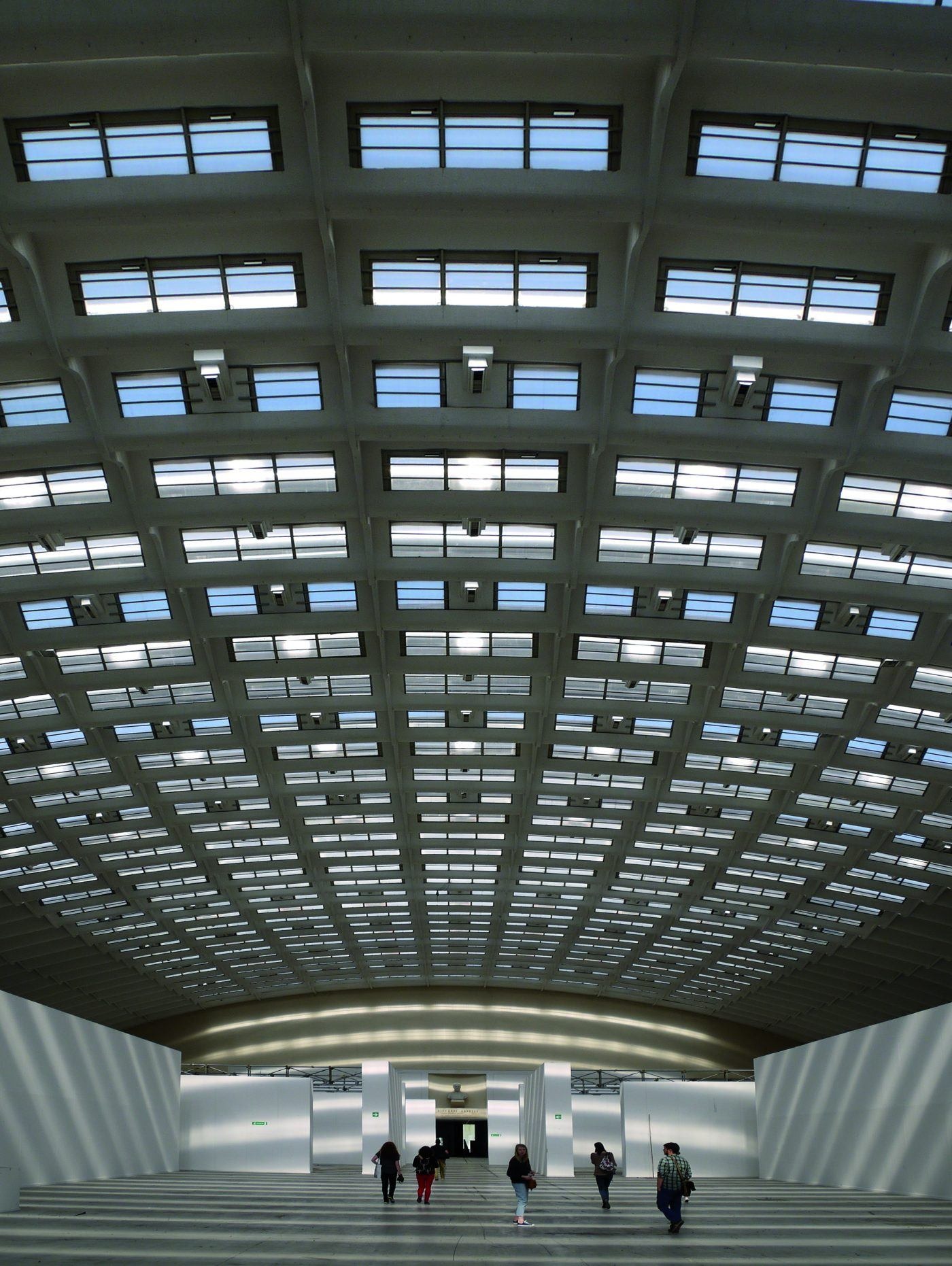 Guiding Architects, article: Rafael Moneo va transformer le Palais des Expositions de Nervi (Fig. 2)