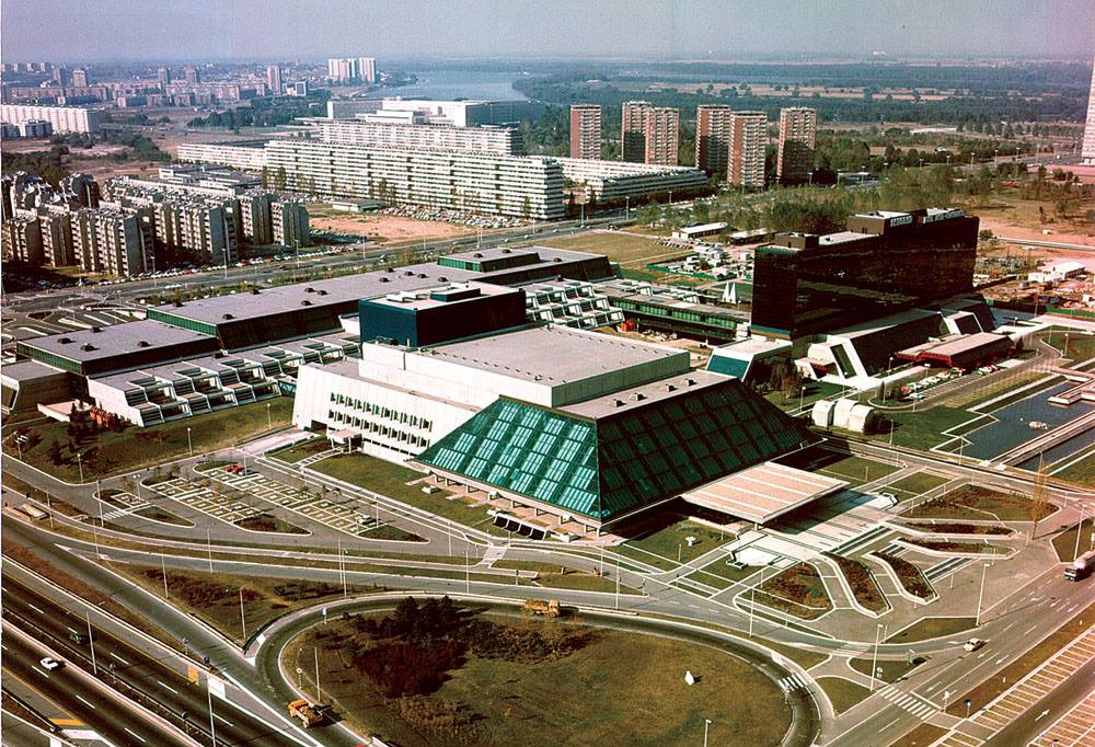 Guiding Architects, article: Renovación del Centro de Congresos «Sava» en Belgrado (Fig. 2)