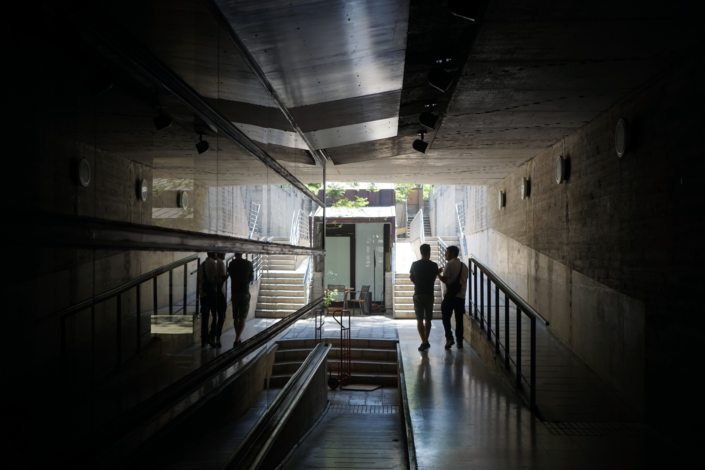 Guiding Architects, tour: Architecture and Urban Landscapes of East Santiago (Fig. 4)