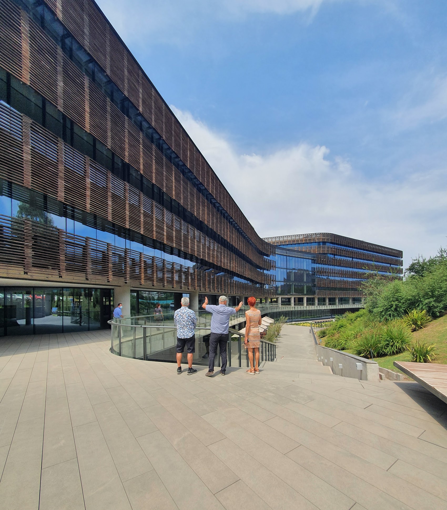 Guiding Architects, tour: Architecture and Urban Landscapes of East Santiago (Fig. 5)