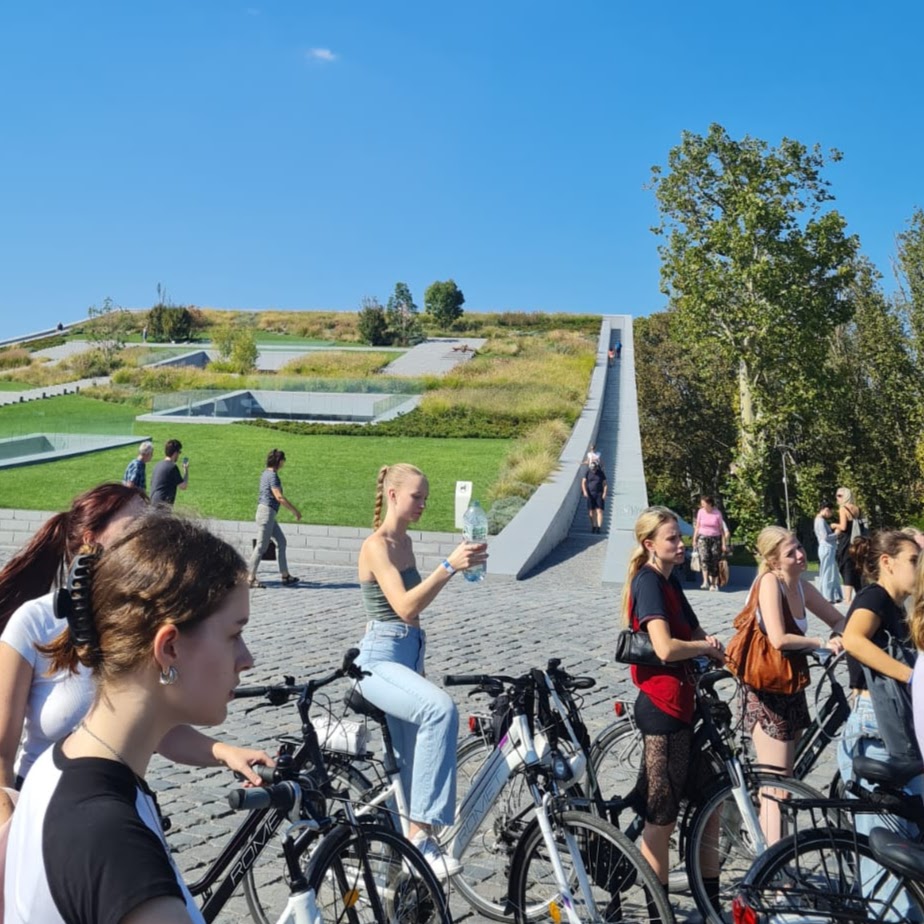 Guiding Architects, tour: Architecture, History & Music (Fig. 6)