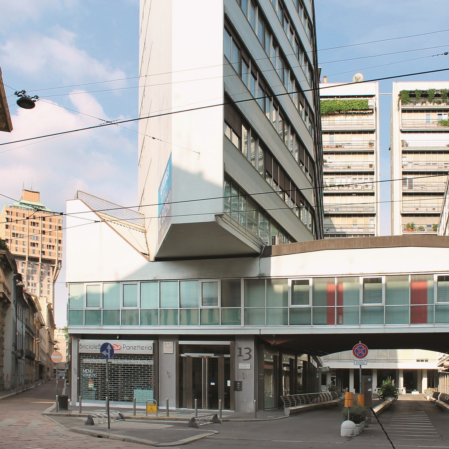 Guiding Architects, tour: Architecture of the 20th Century (Fig. 2)