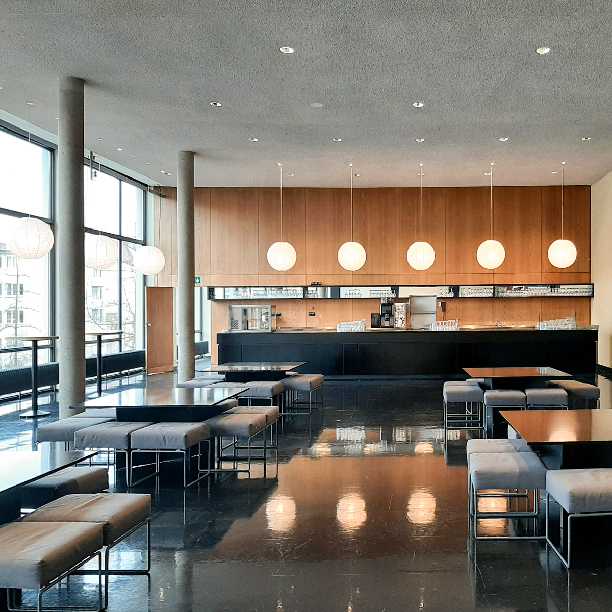 Guiding Architects, tour: Berlin Brutalism (Fig. 2)