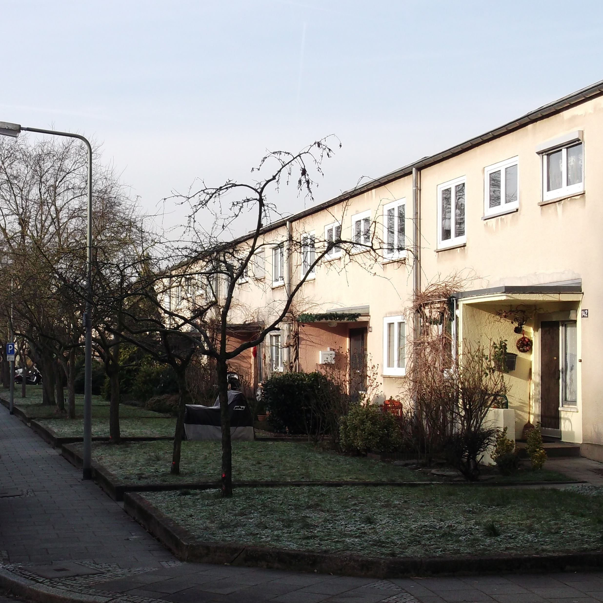 Guiding Architects, tour: 'Campus Westen' and 'Römerstadt' (Fig. 2)
