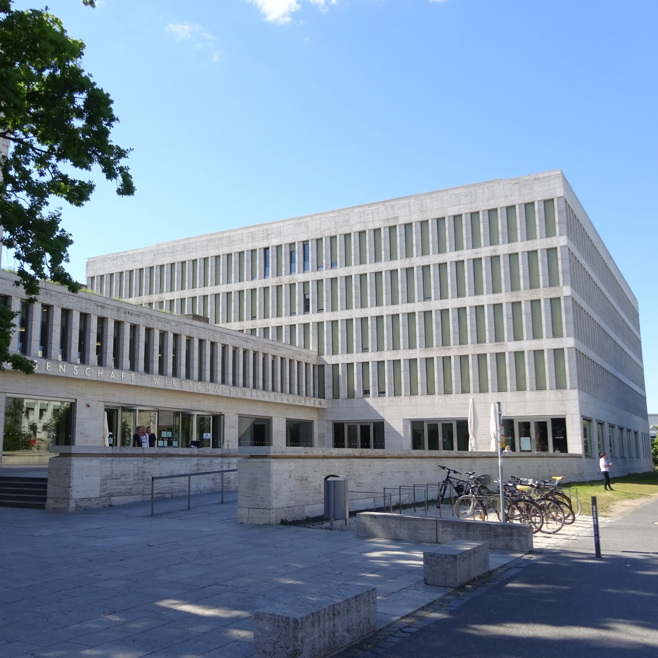 Tour: 'Campus Westen' and 'Römerstadt' (Thumbnail)