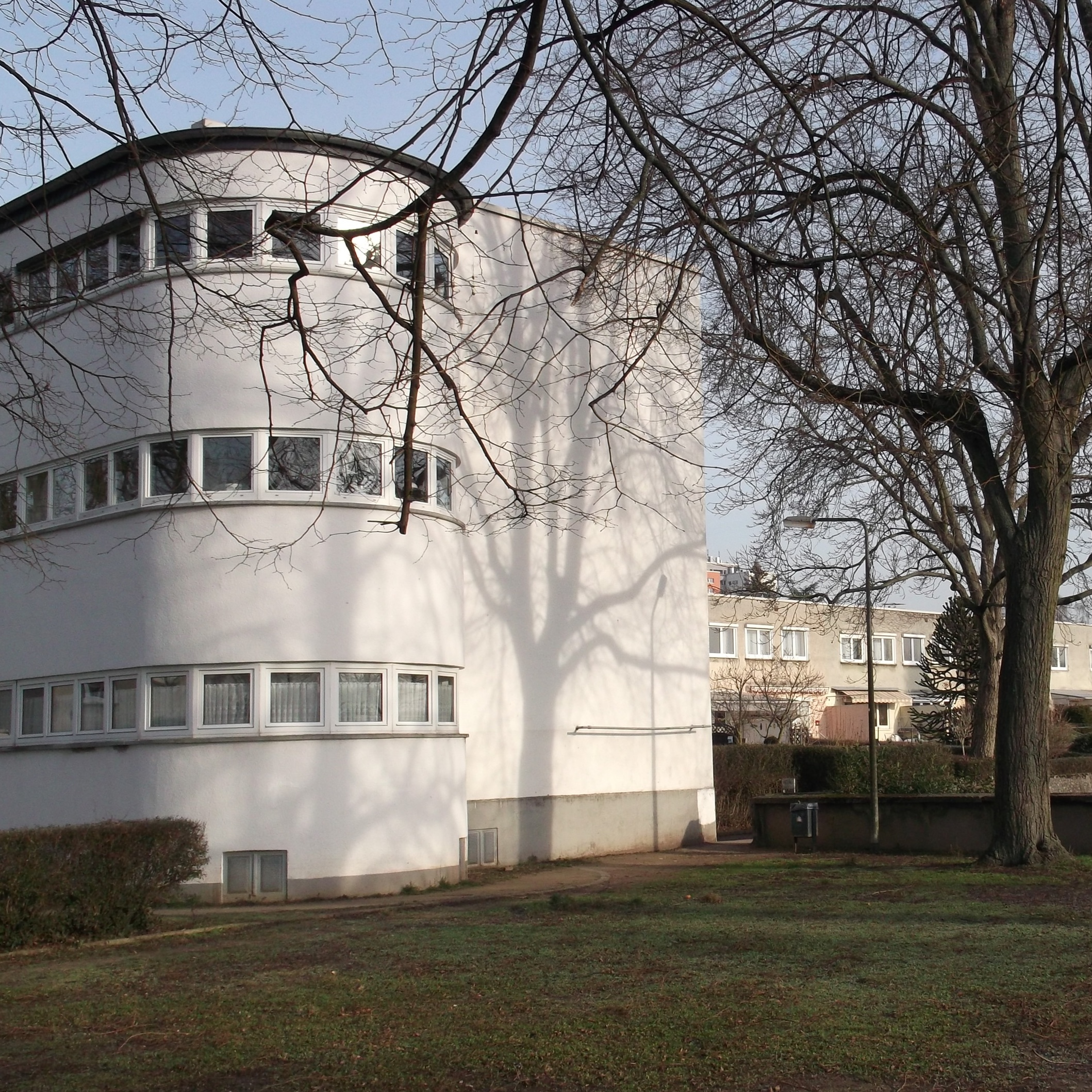 Guiding Architects, tour: 'Campus Westen' and 'Römerstadt' (Fig. 4)